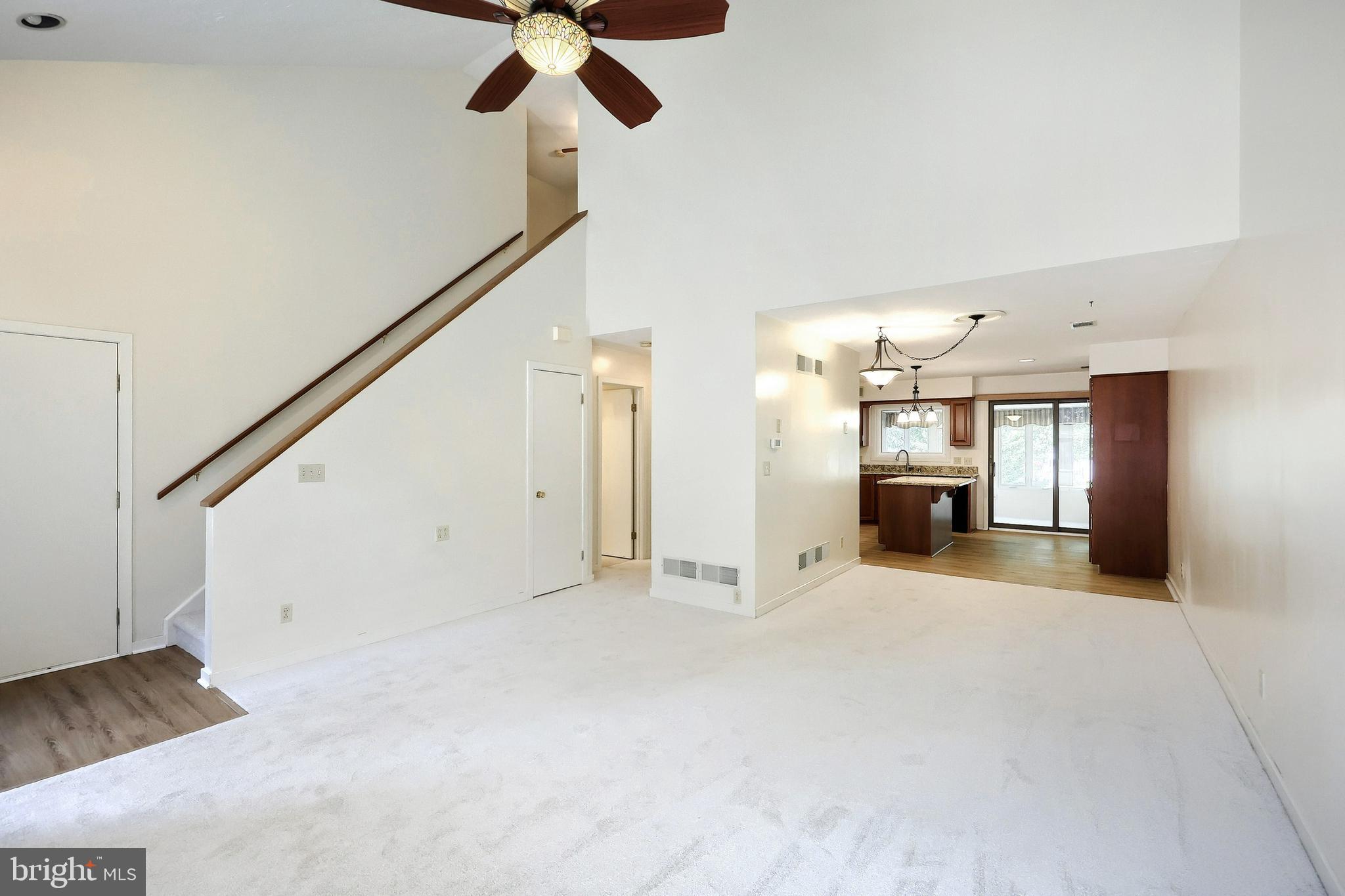 DEERFIELD CONDOS - Residential