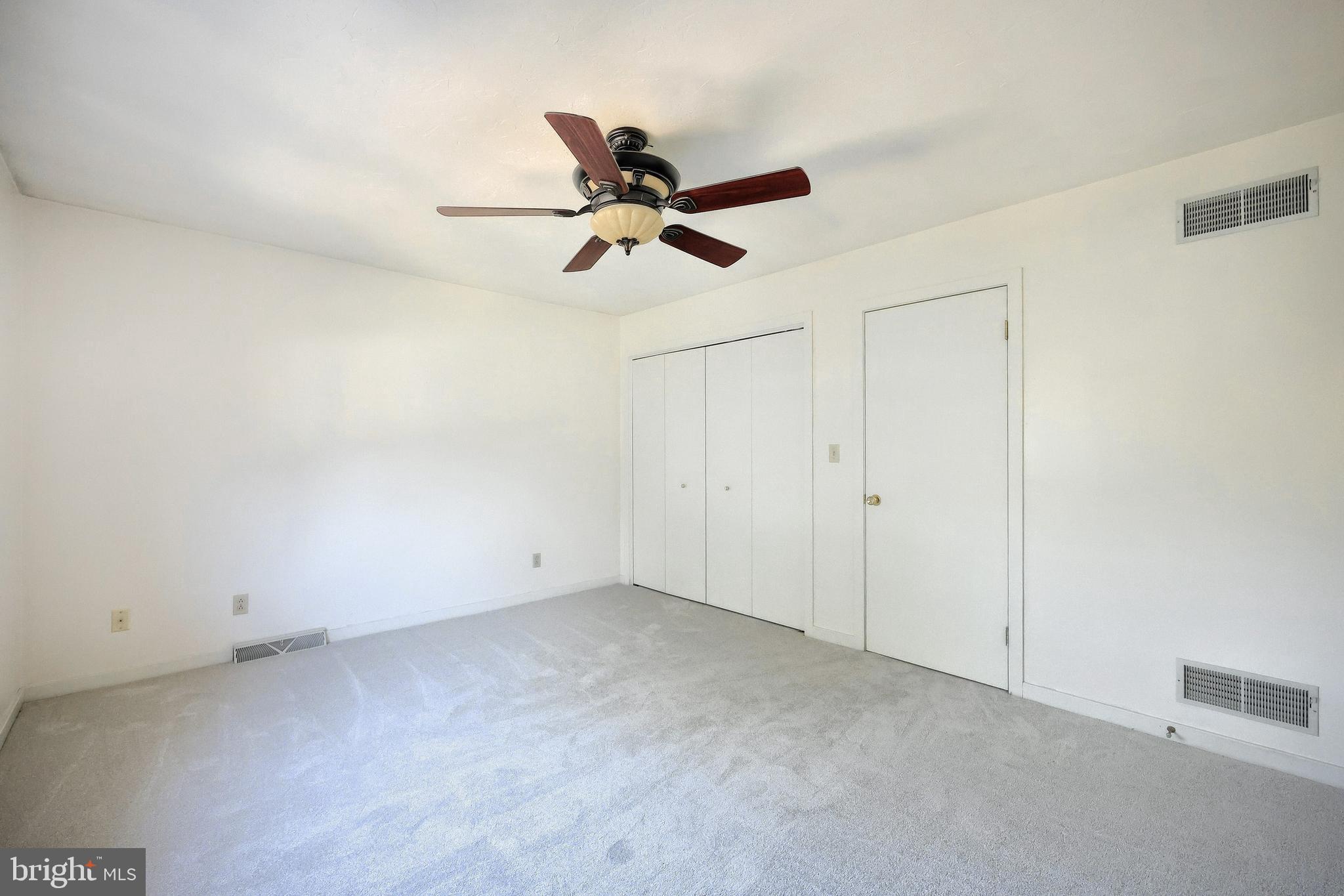 DEERFIELD CONDOS - Residential