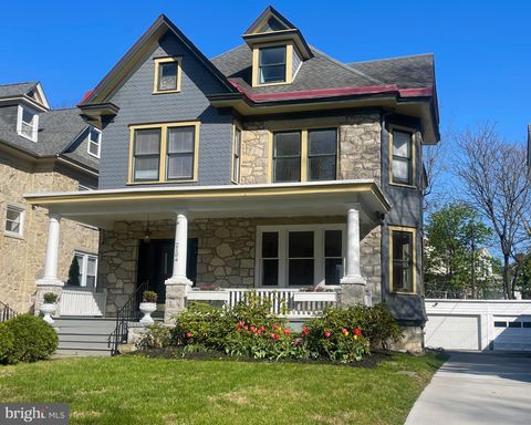 Photo of 2104 Baynard Boulevard, WILMINGTON, DE 19802 (MLS # DENC2091180)