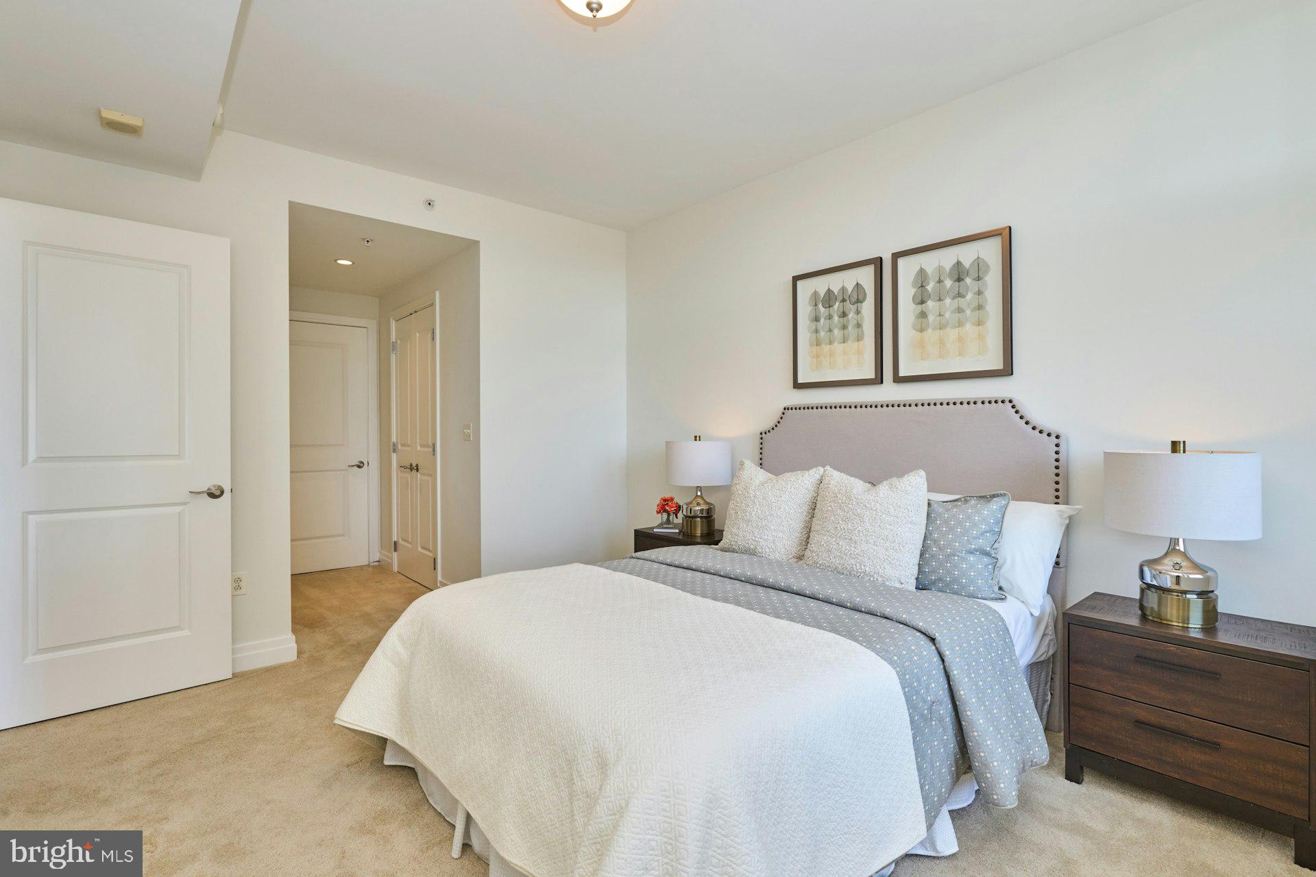 ONE PARK CREST - Residential