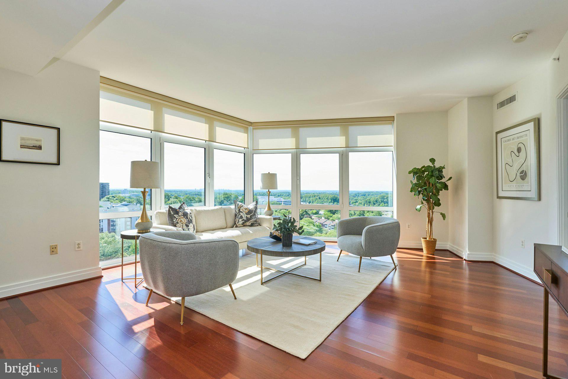 ONE PARK CREST - Residential