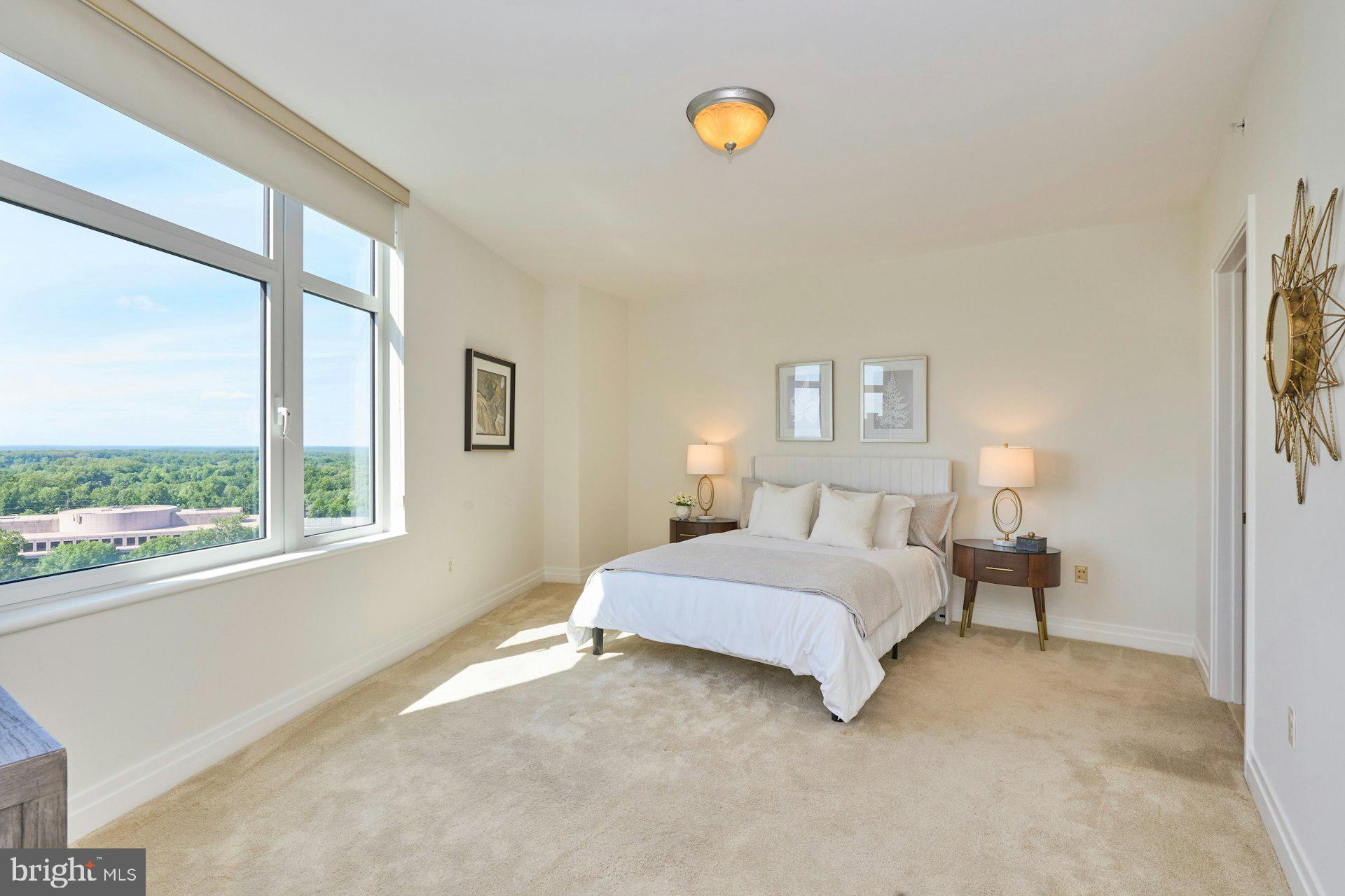 ONE PARK CREST - Residential