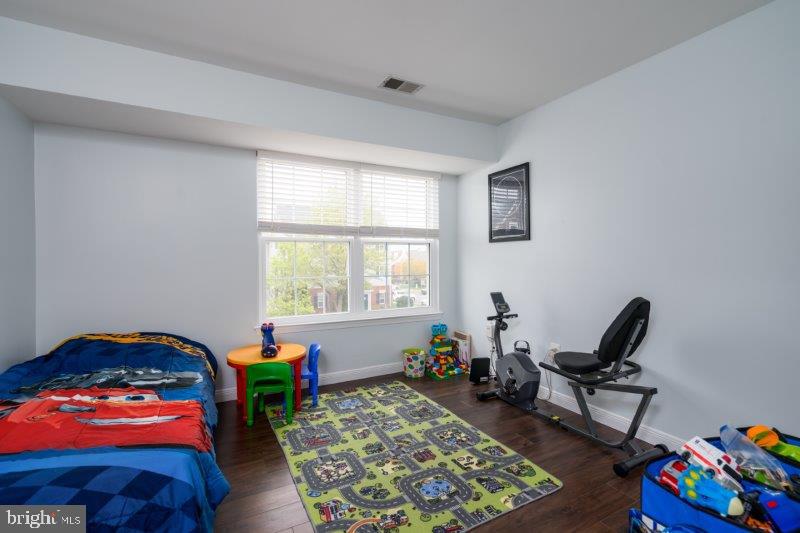 LEESBURG GATEWAY II - Residential Lease