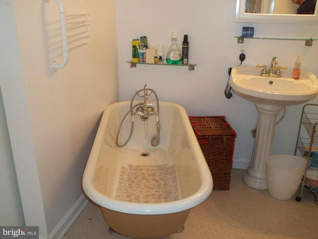 TALL TIMBERS - Residential