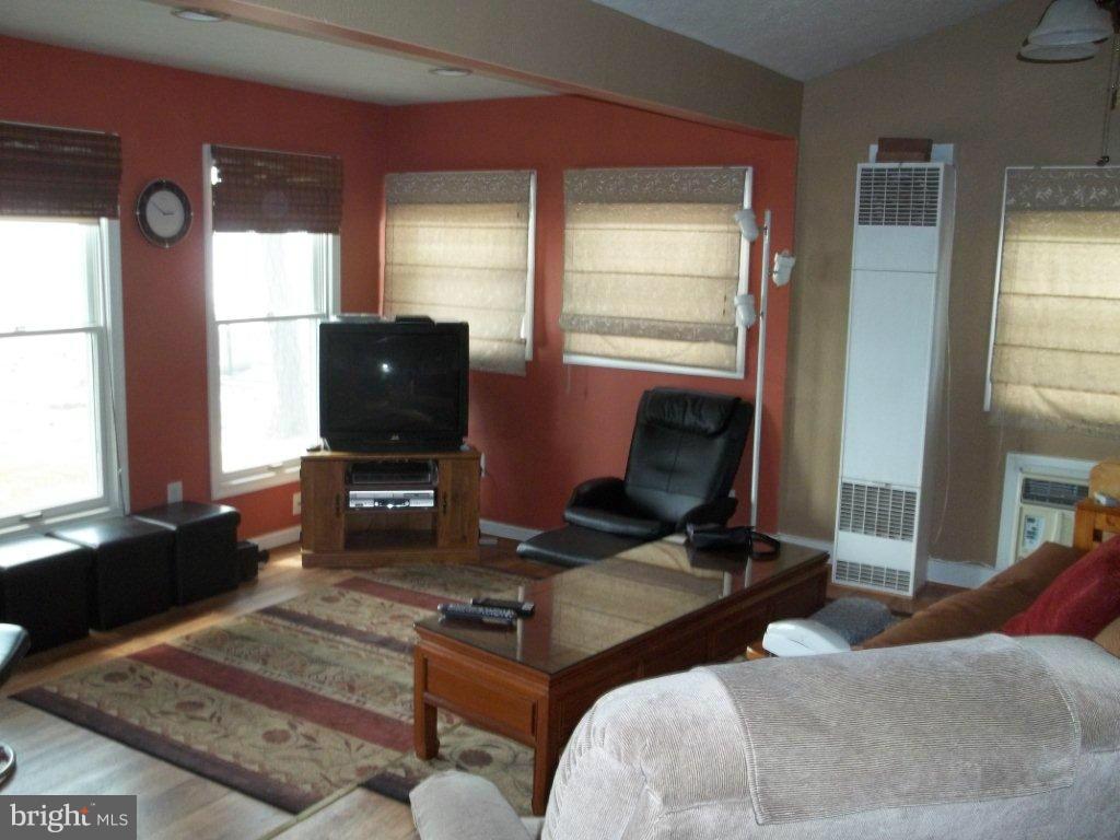 TALL TIMBERS - Residential