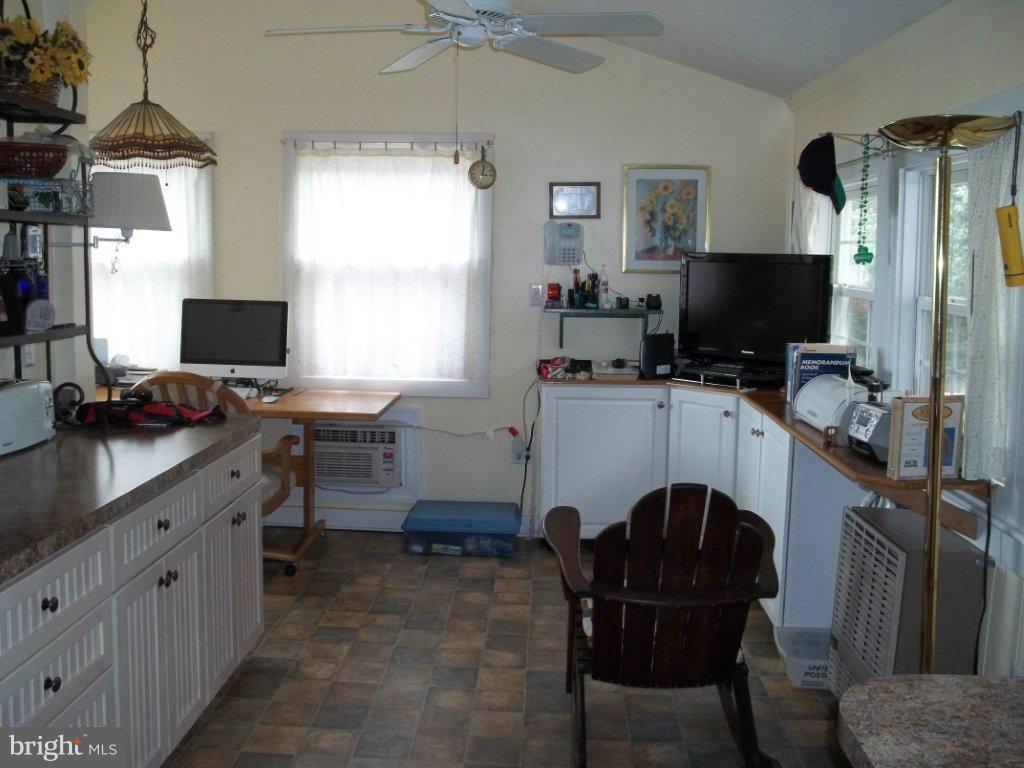 TALL TIMBERS - Residential