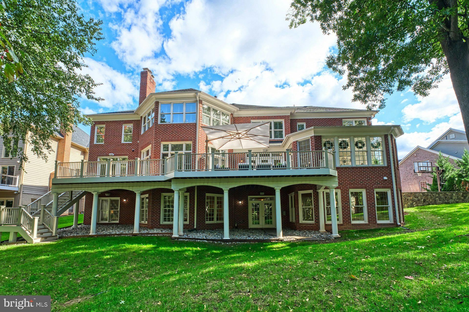 RIVER CREEK - Residential