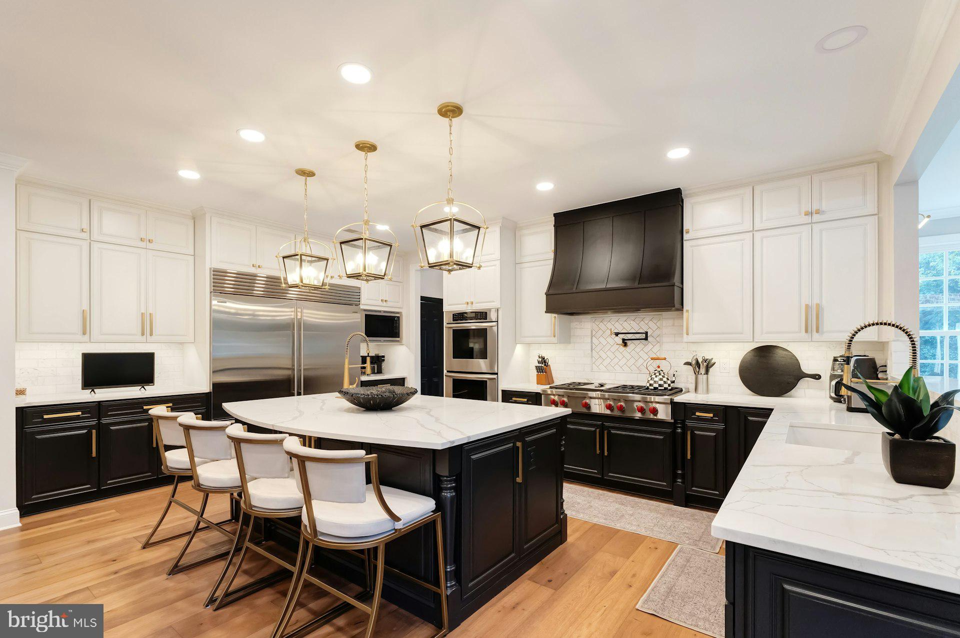 RIVER CREEK - Residential