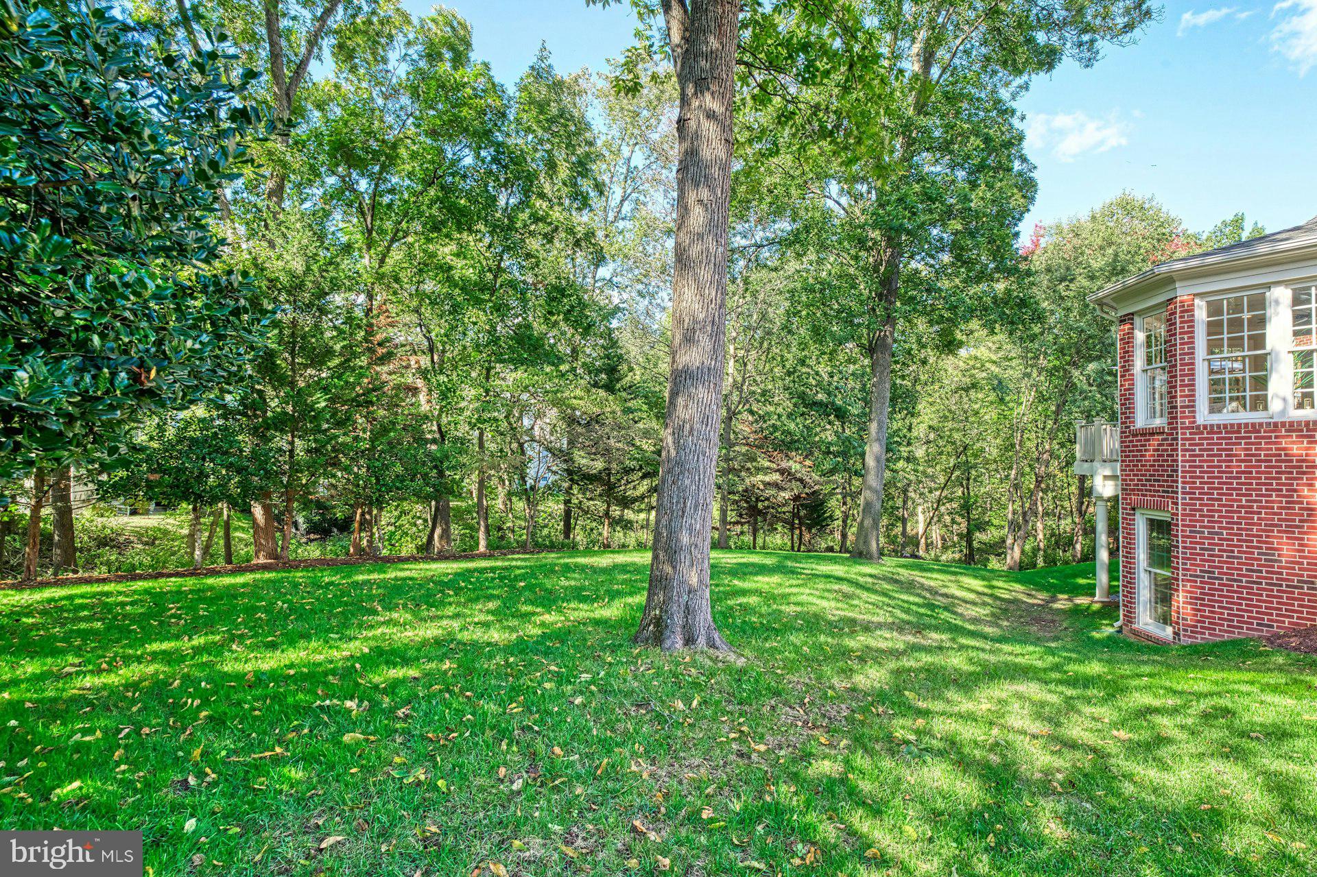 RIVER CREEK - Residential