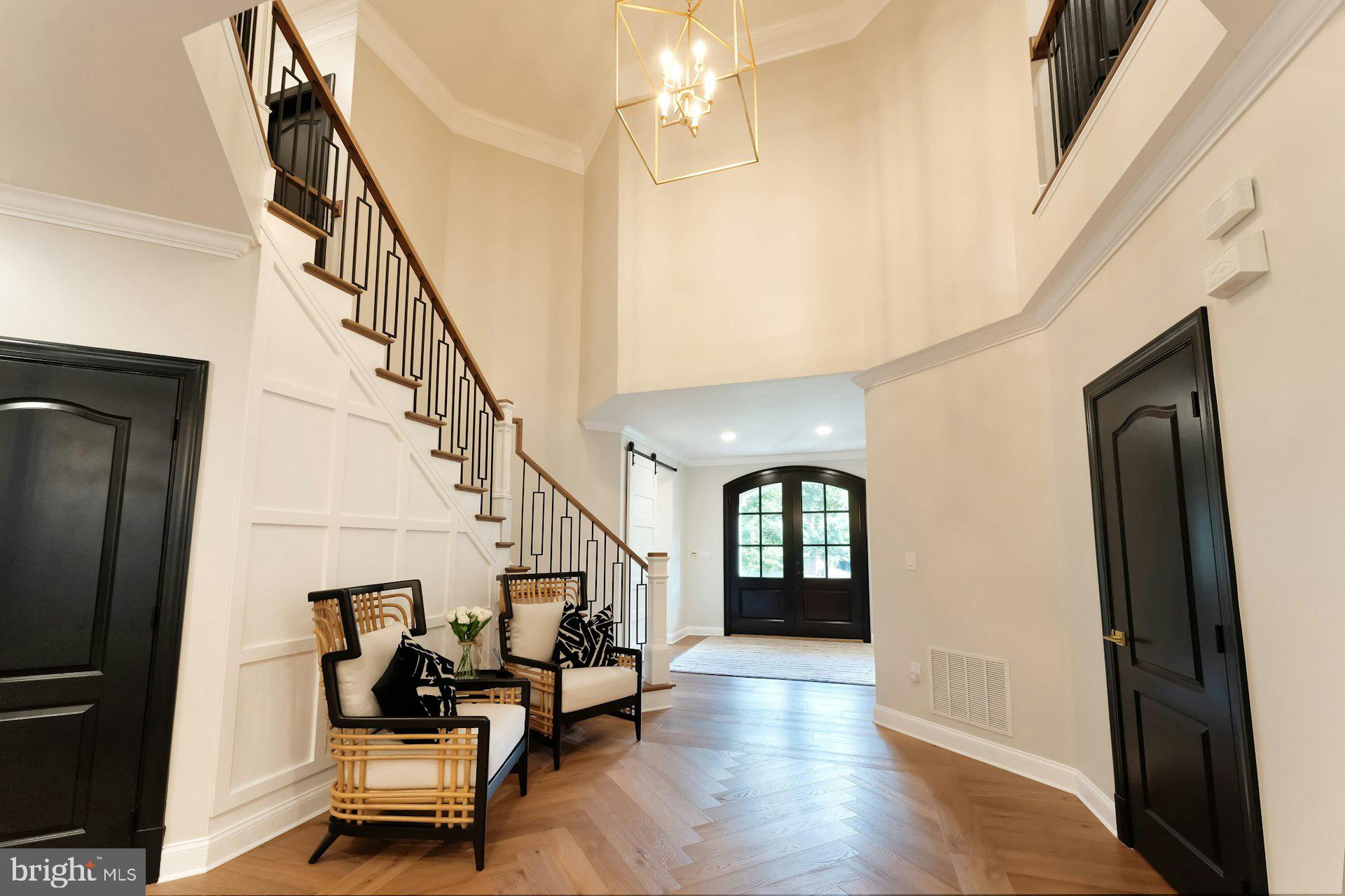 RIVER CREEK - Residential