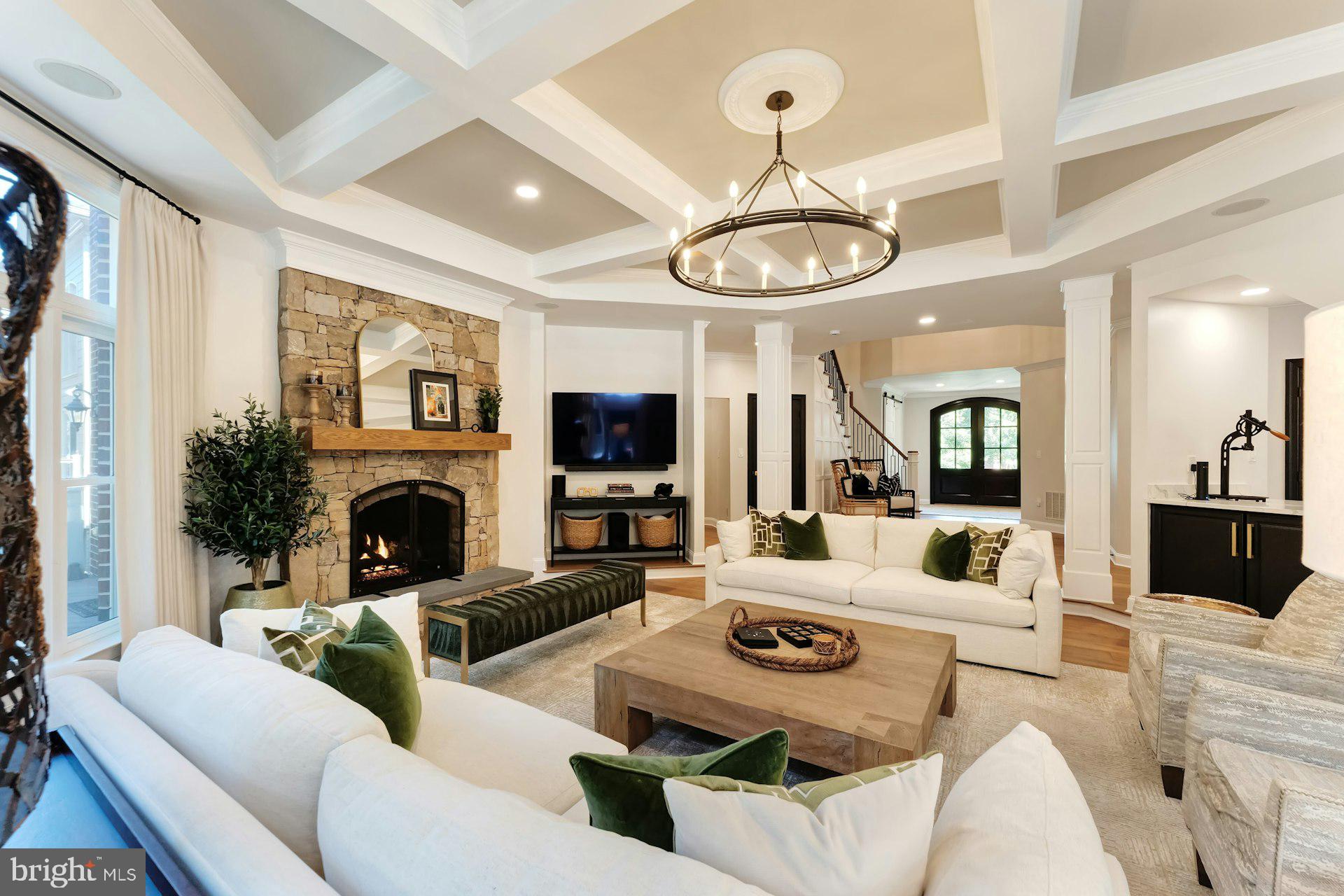 RIVER CREEK - Residential