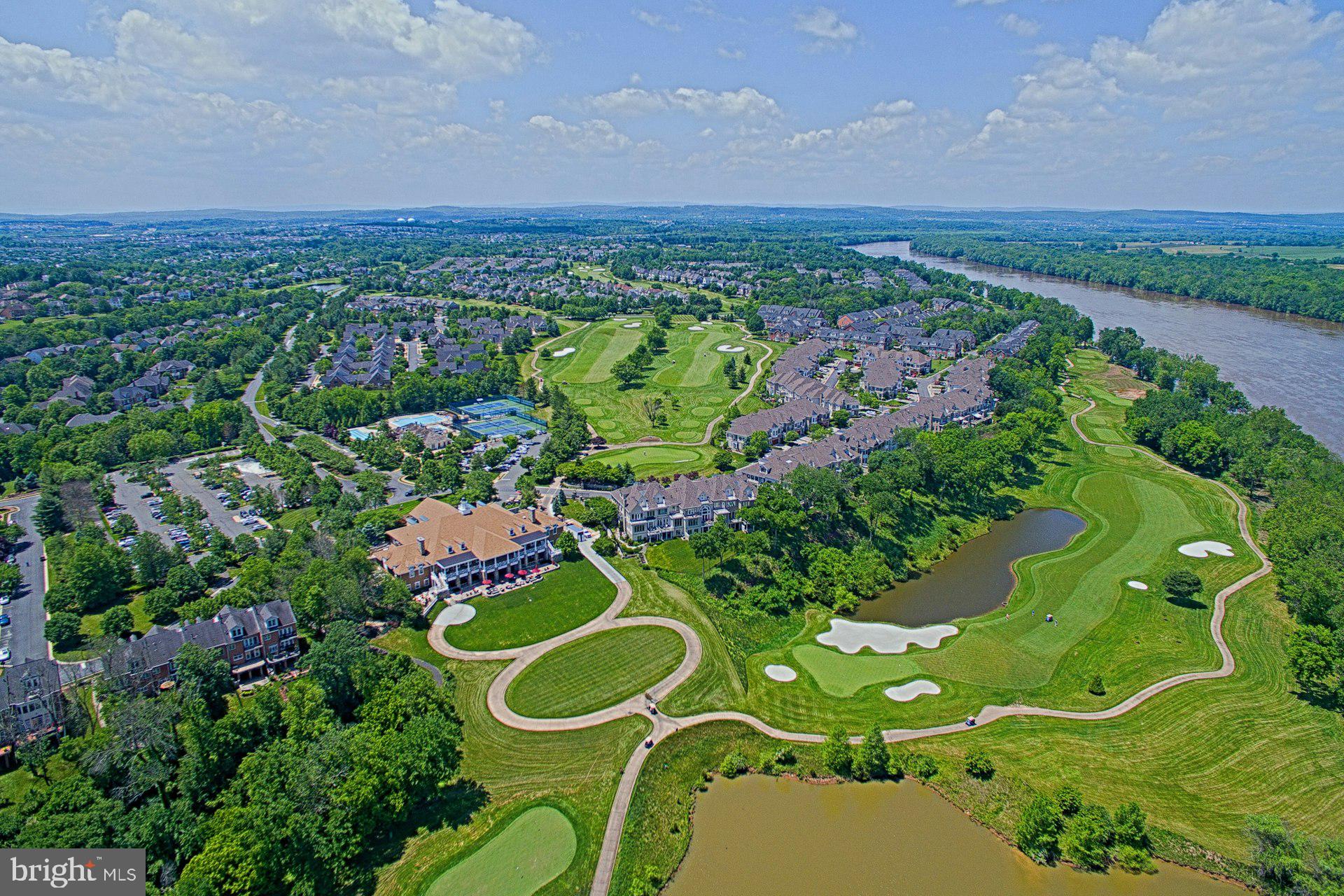 RIVER CREEK - Residential