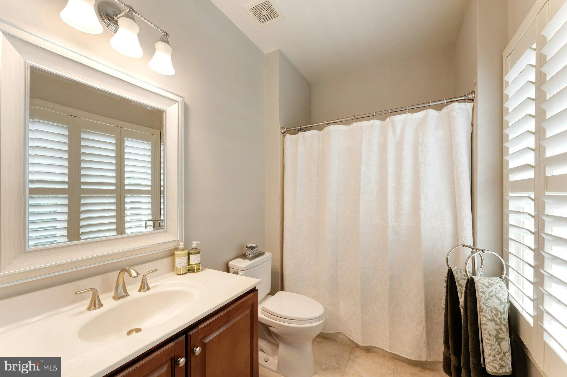 RIVER CREEK - Residential