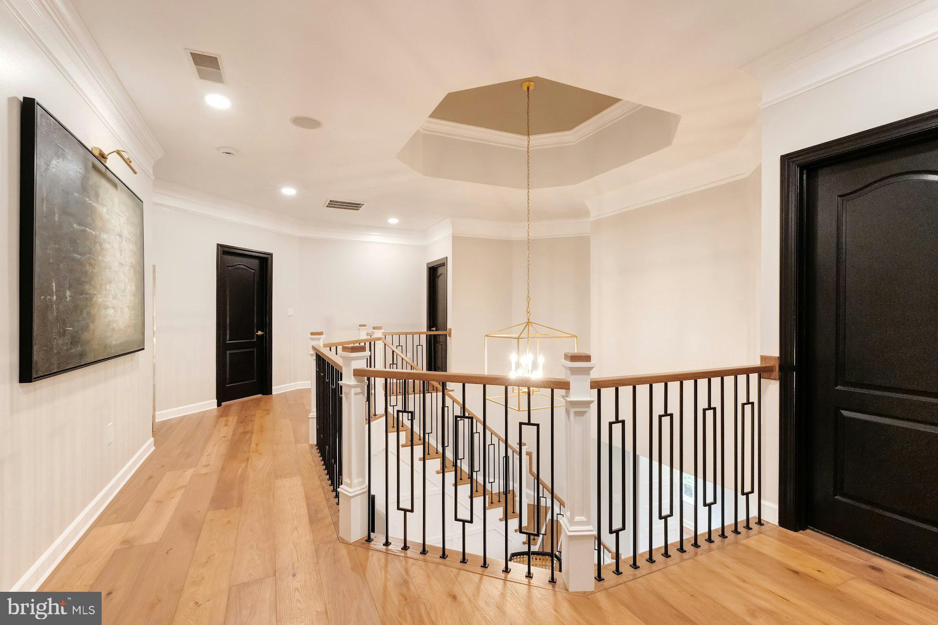 RIVER CREEK - Residential