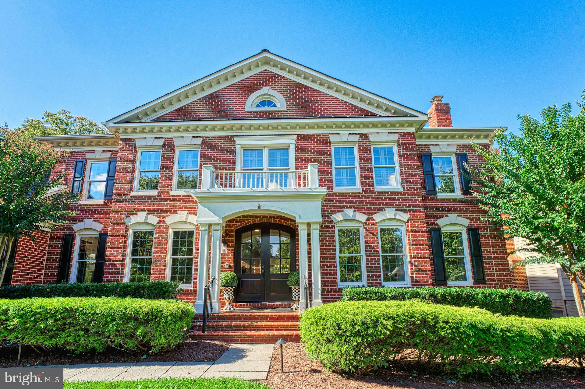 RIVER CREEK - Residential