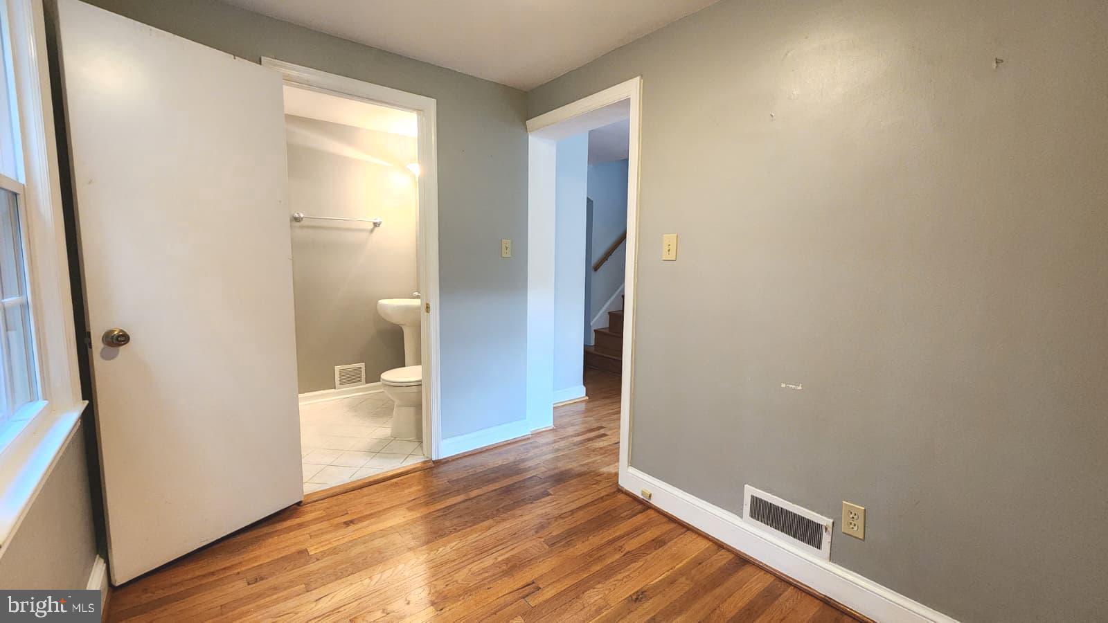 HILLWOOD - Residential Lease