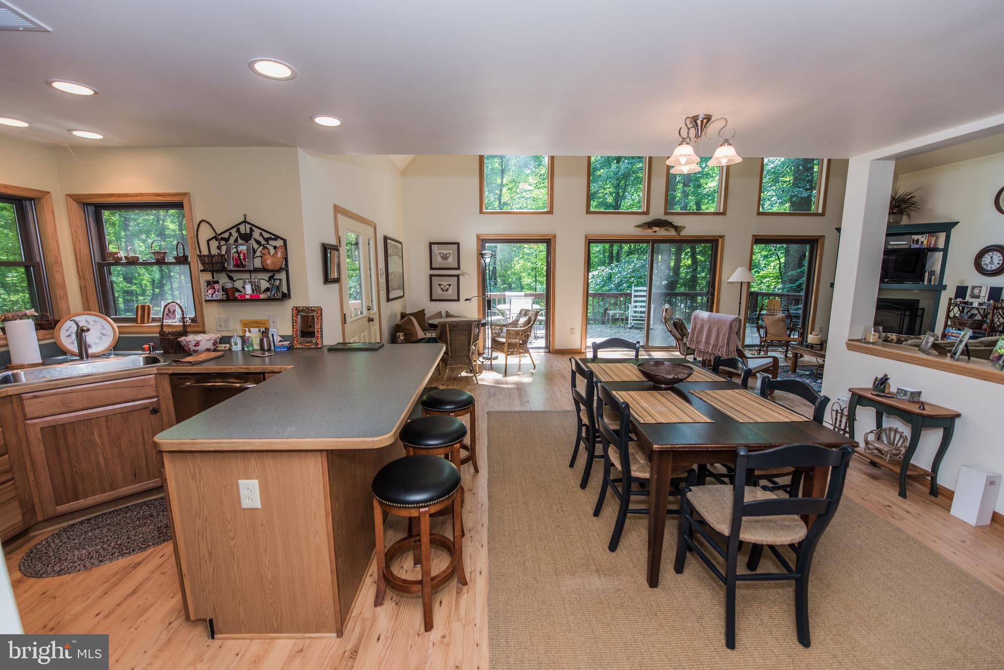 COOLFONT MOUNTAINSIDE - Residential