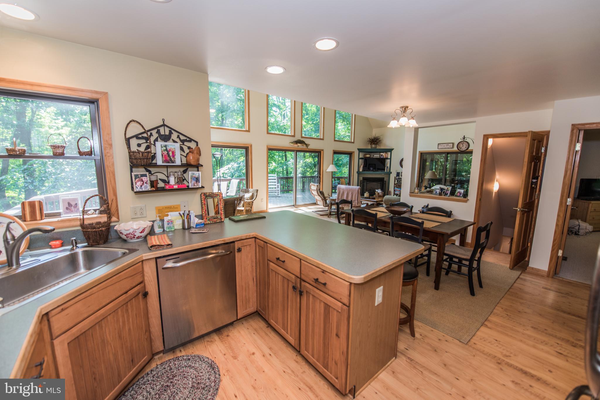 COOLFONT MOUNTAINSIDE - Residential