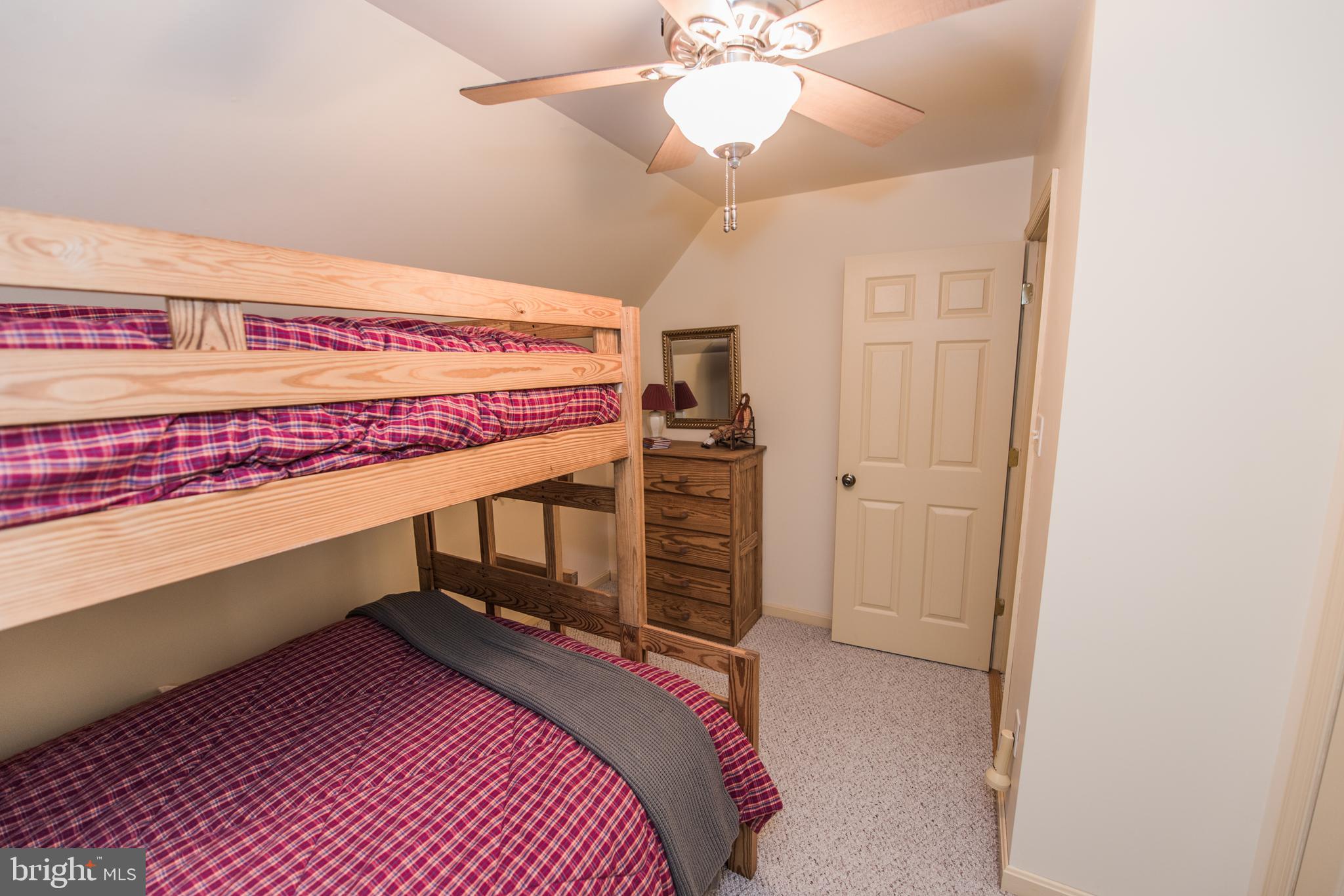 COOLFONT MOUNTAINSIDE - Residential