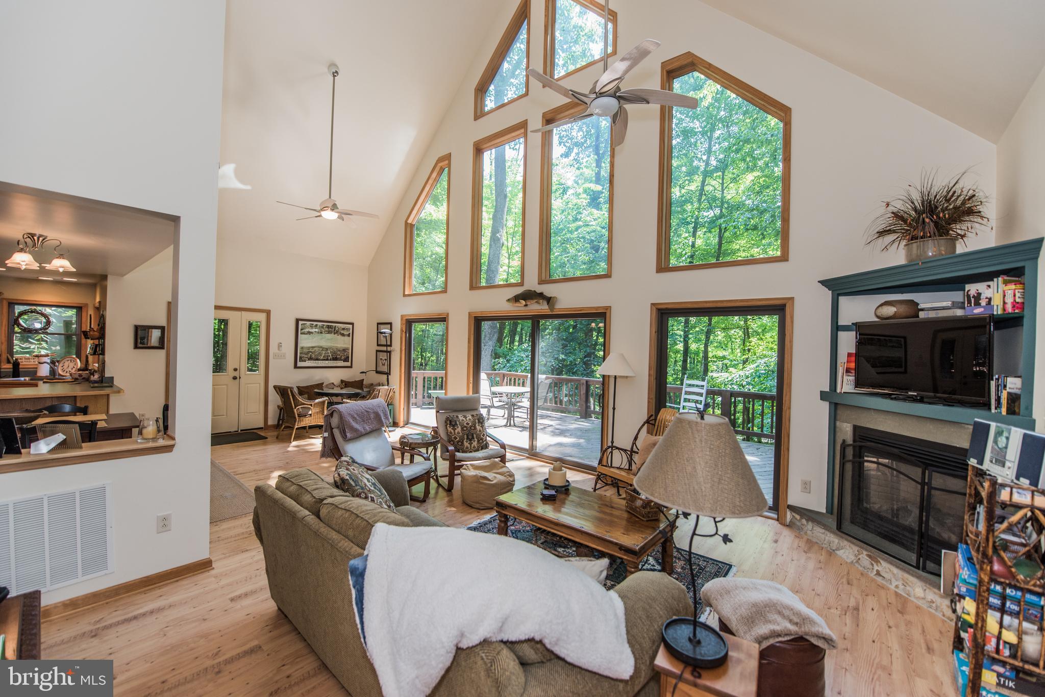 COOLFONT MOUNTAINSIDE - Residential