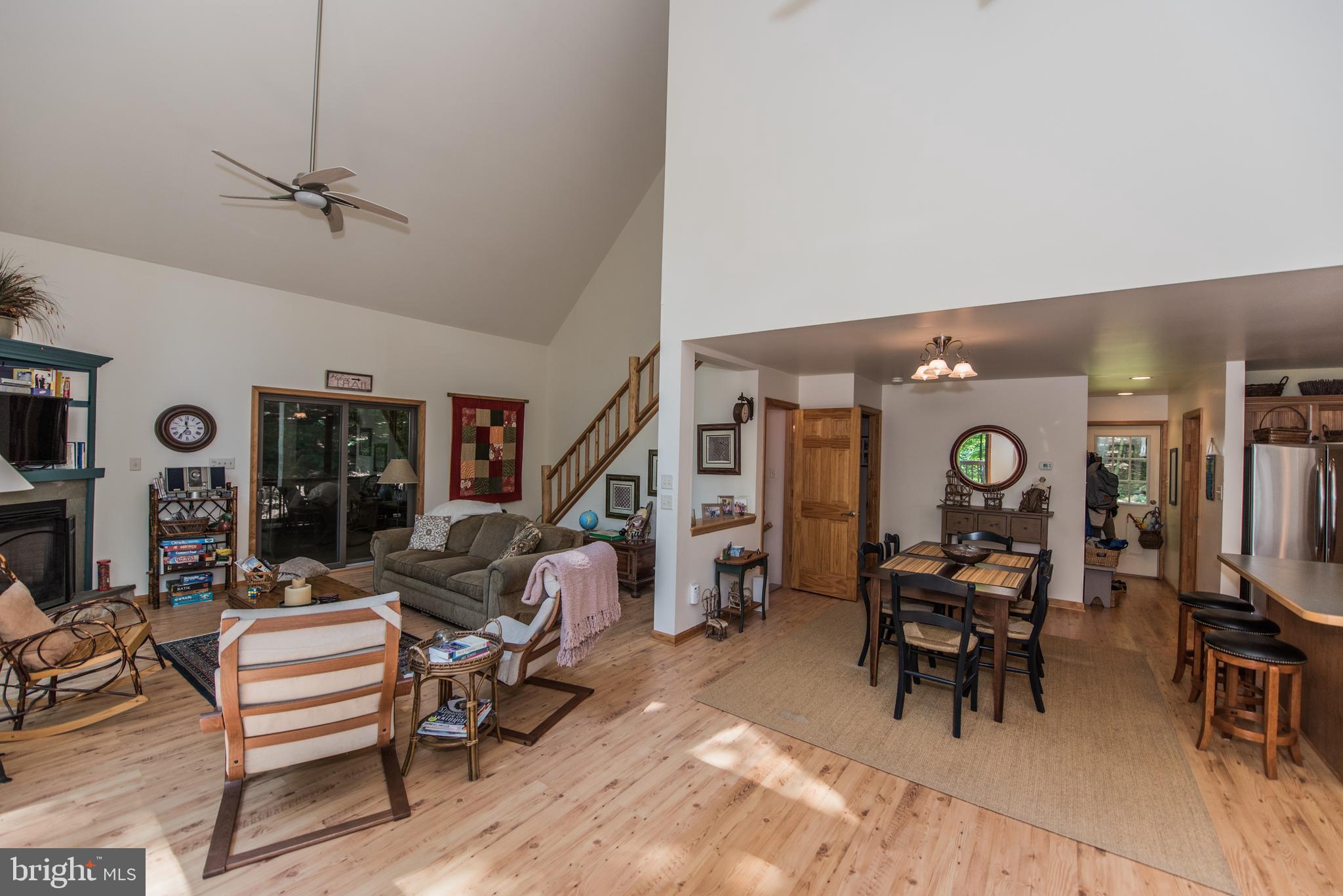 COOLFONT MOUNTAINSIDE - Residential