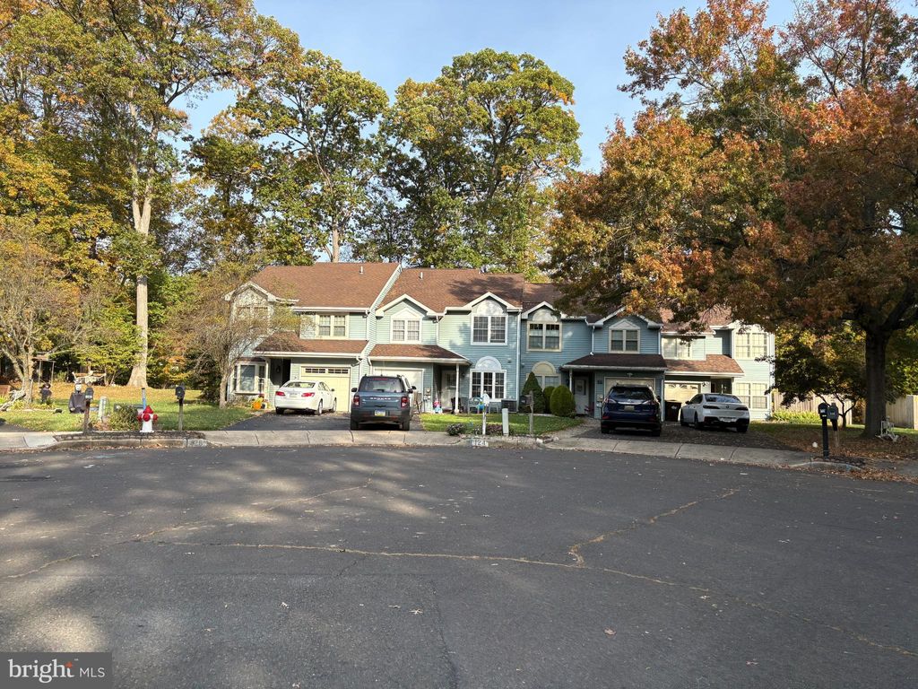 Photo of 124 Sarahs Lane, HORSHAM, PA 19044 (MLS # PAMC2159182)