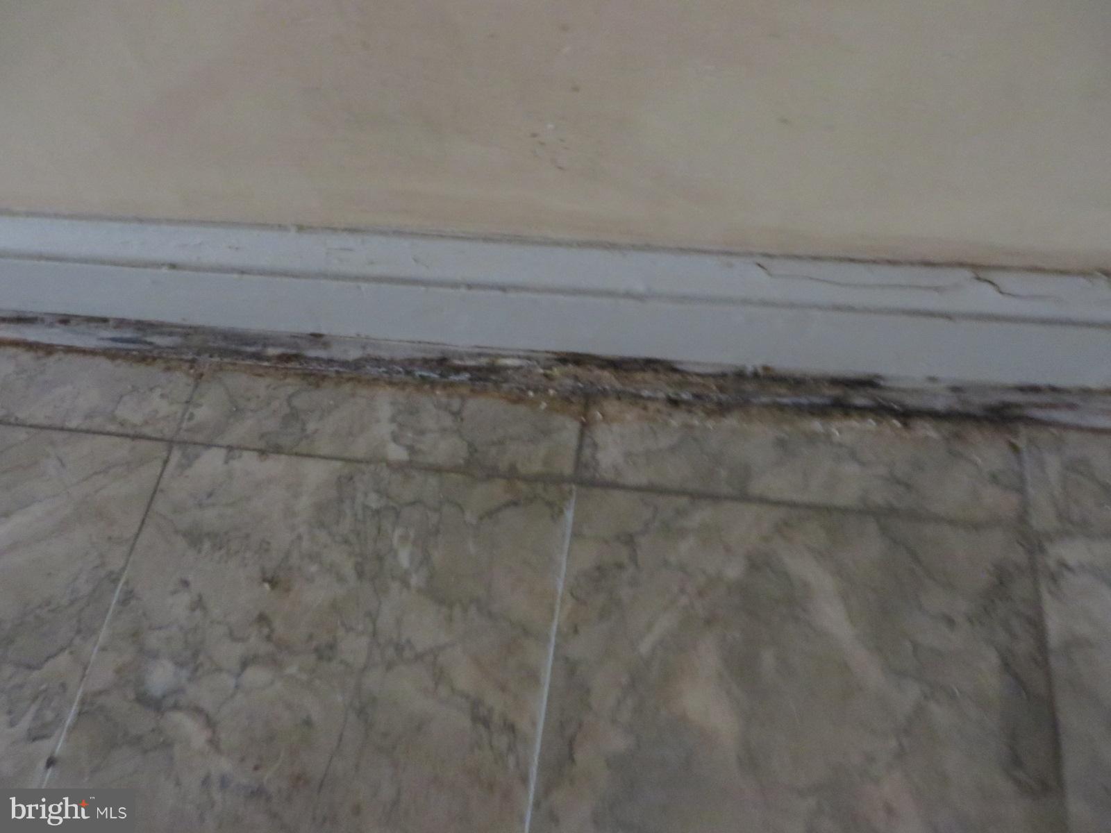 ROCK CREEK KNOLLS - Residential