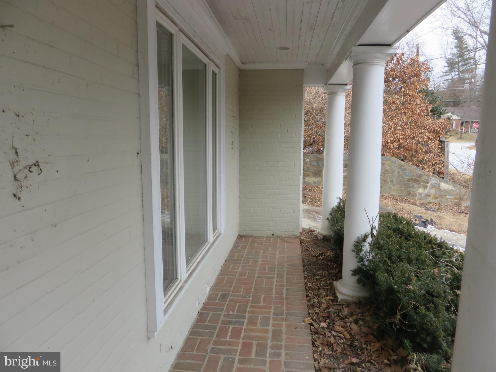 ROCK CREEK KNOLLS - Residential