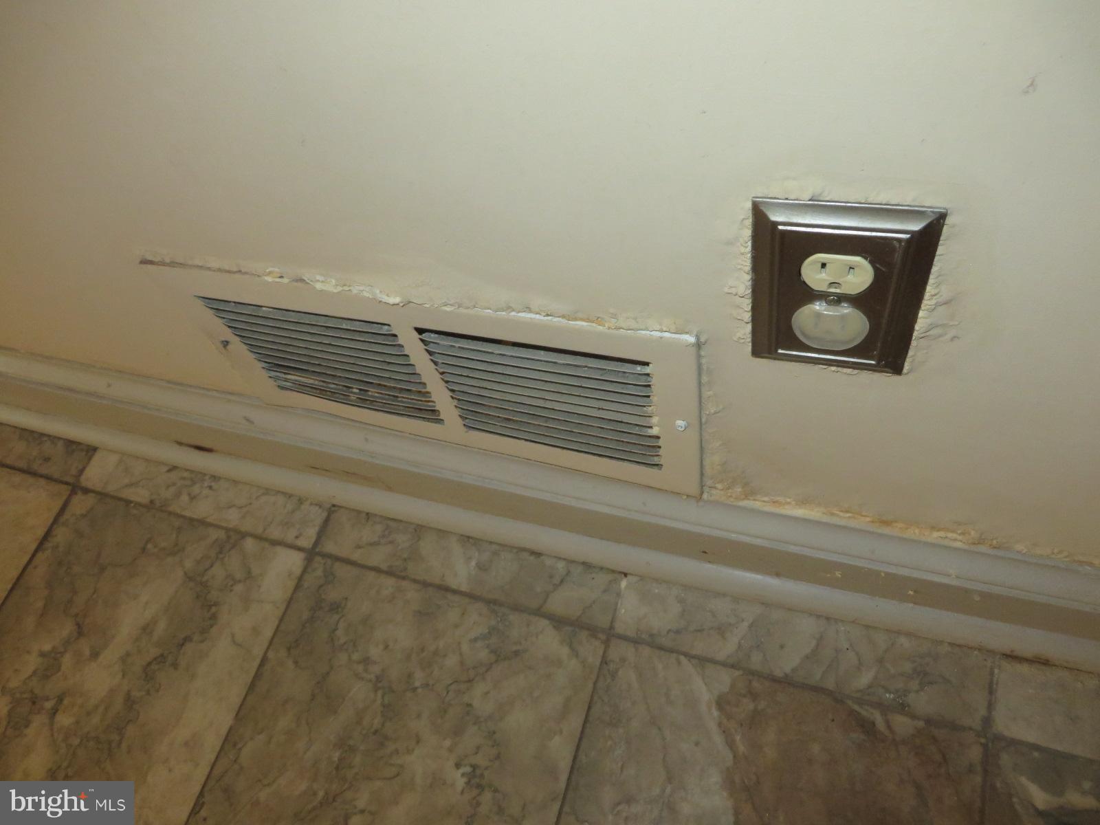 ROCK CREEK KNOLLS - Residential