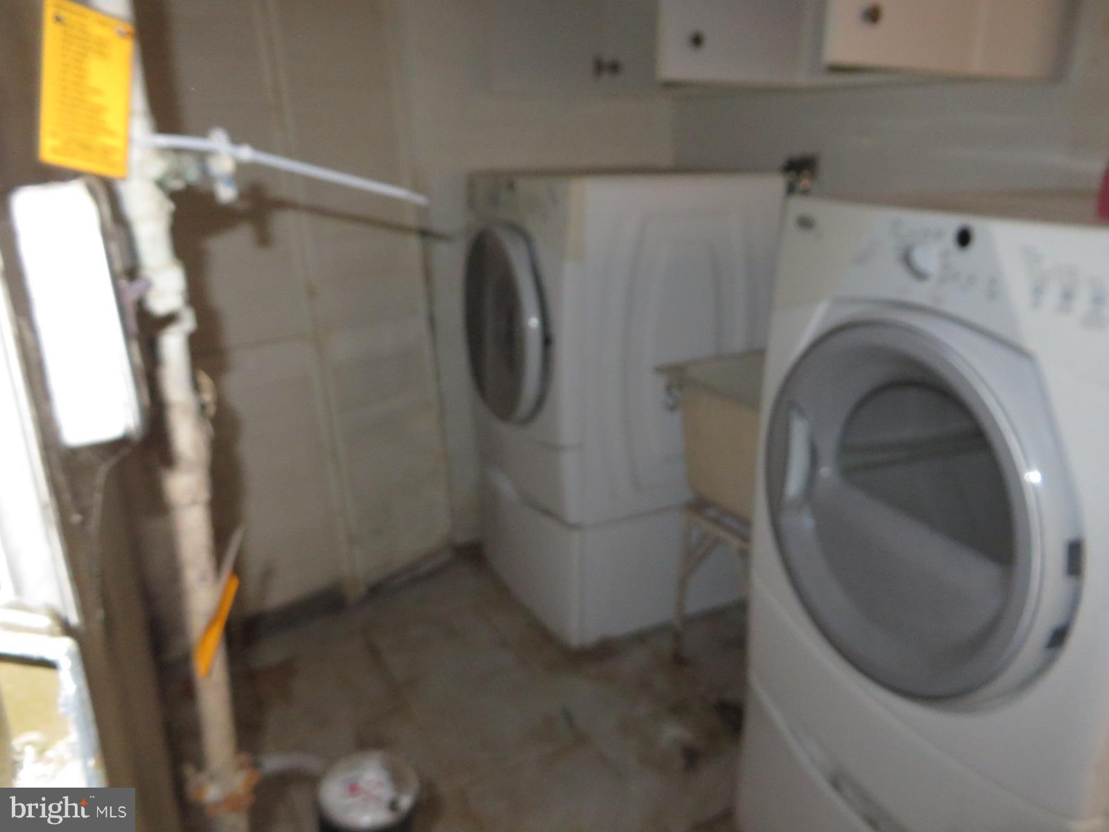 ROCK CREEK KNOLLS - Residential