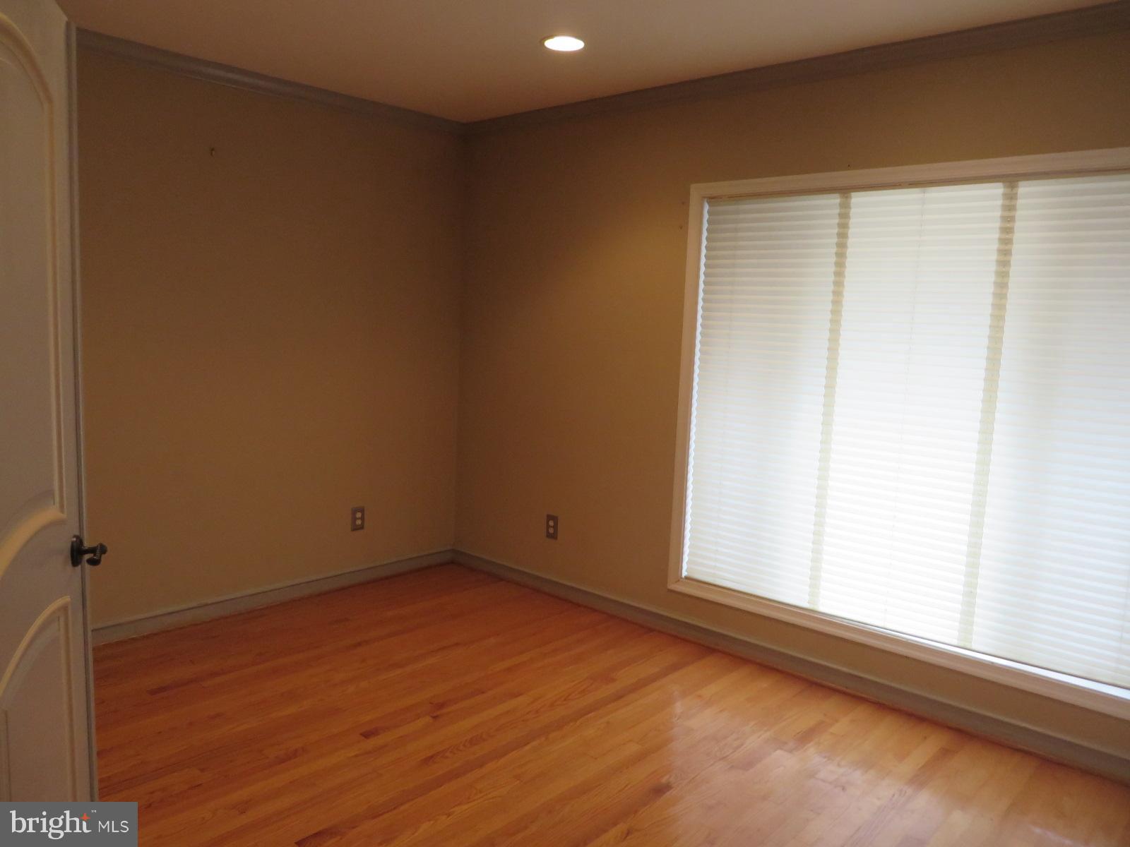 ROCK CREEK KNOLLS - Residential