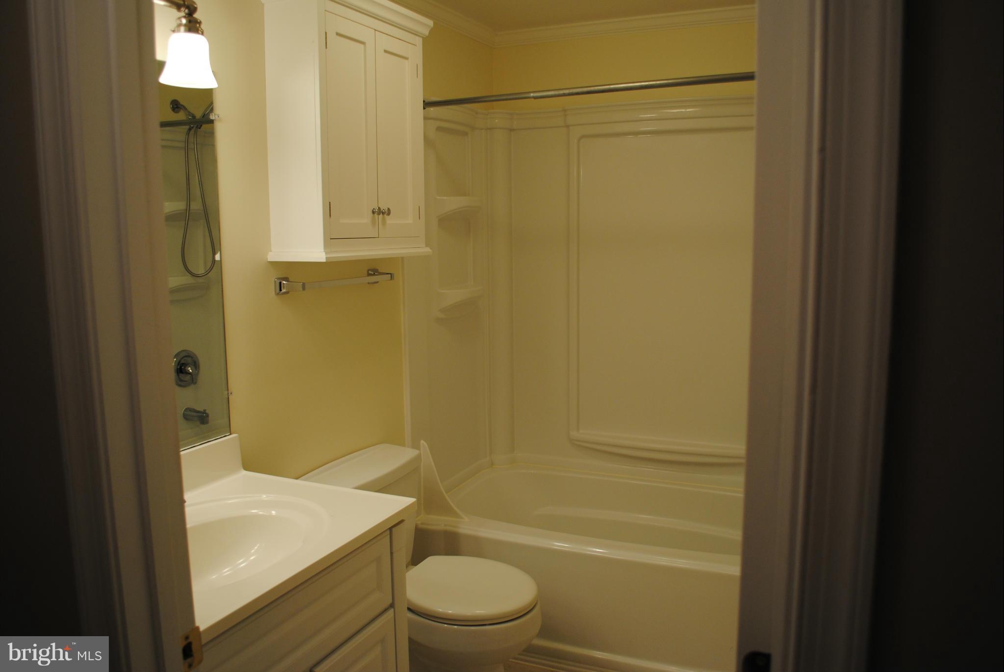 LAKE ARROWHEAD - Residential