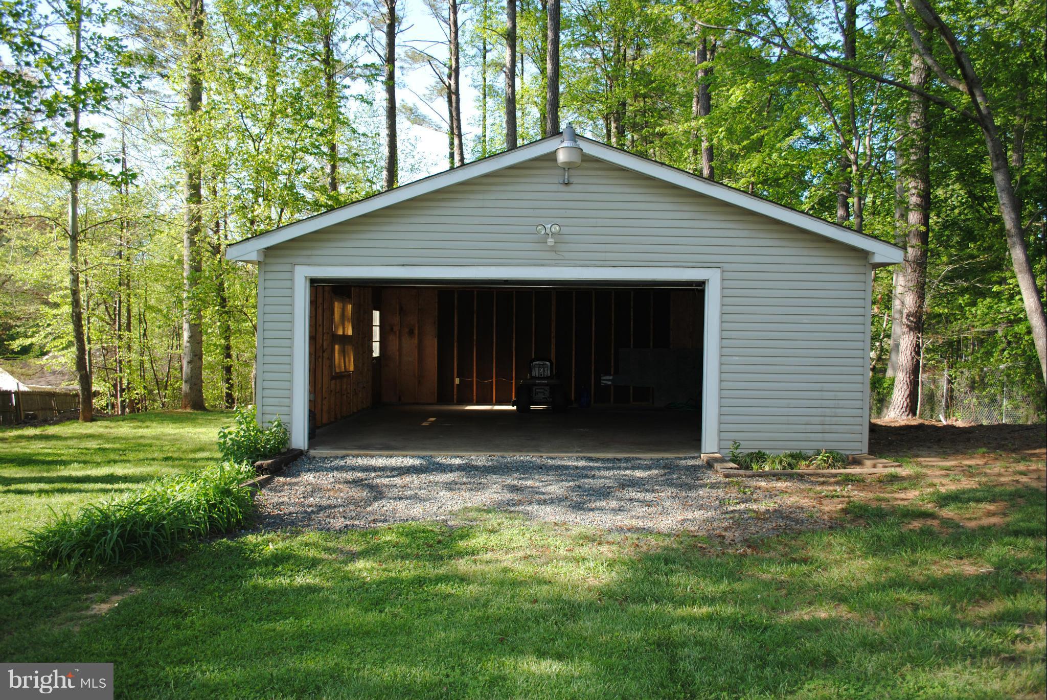 LAKE ARROWHEAD - Residential