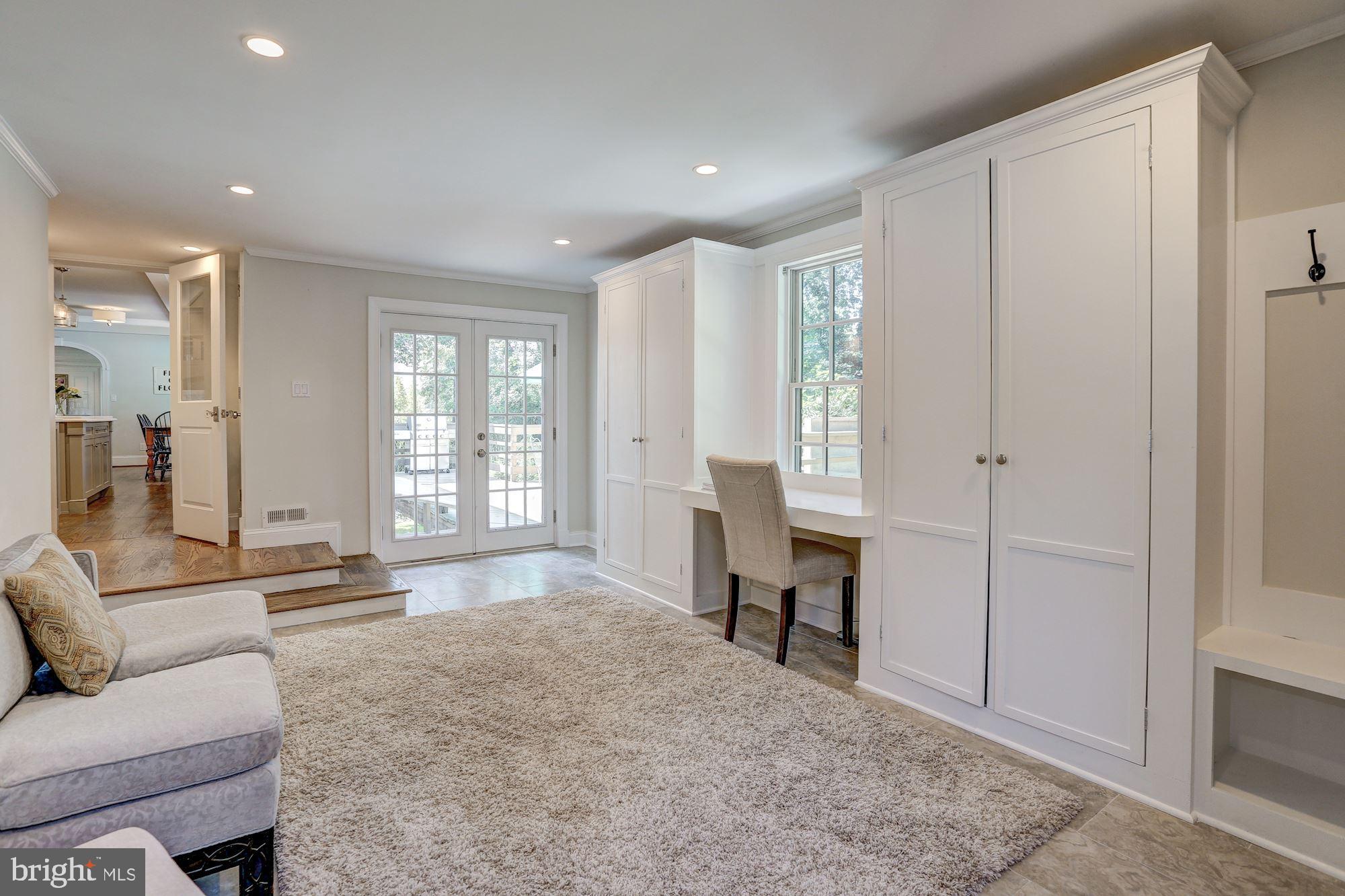 KENWOOD - Residential