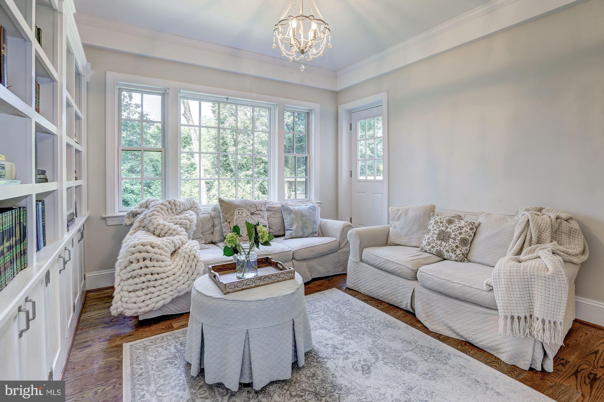 KENWOOD - Residential