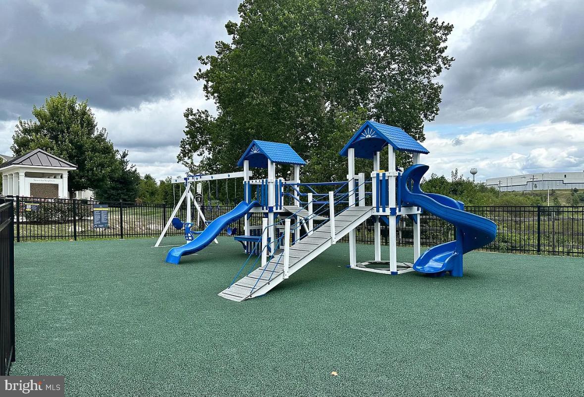 SADSBURY TWP - Residential