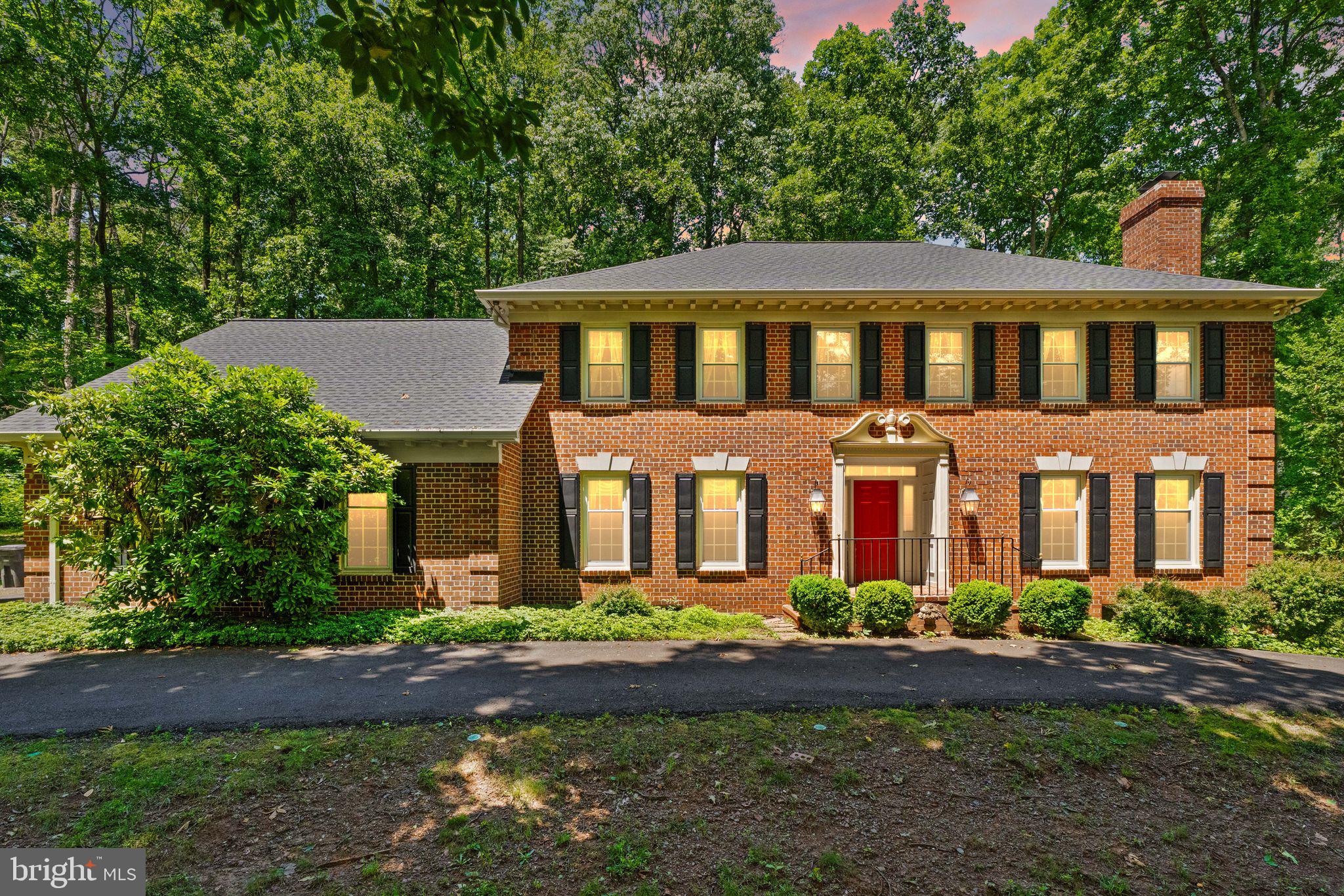 4560 LYNN FOREST DRIVE