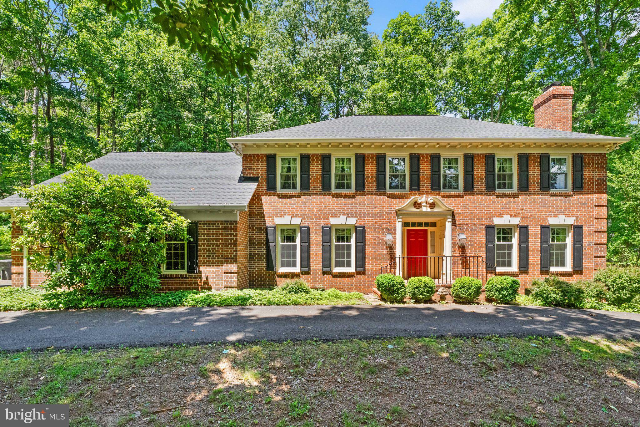 4560 LYNN FOREST DRIVE