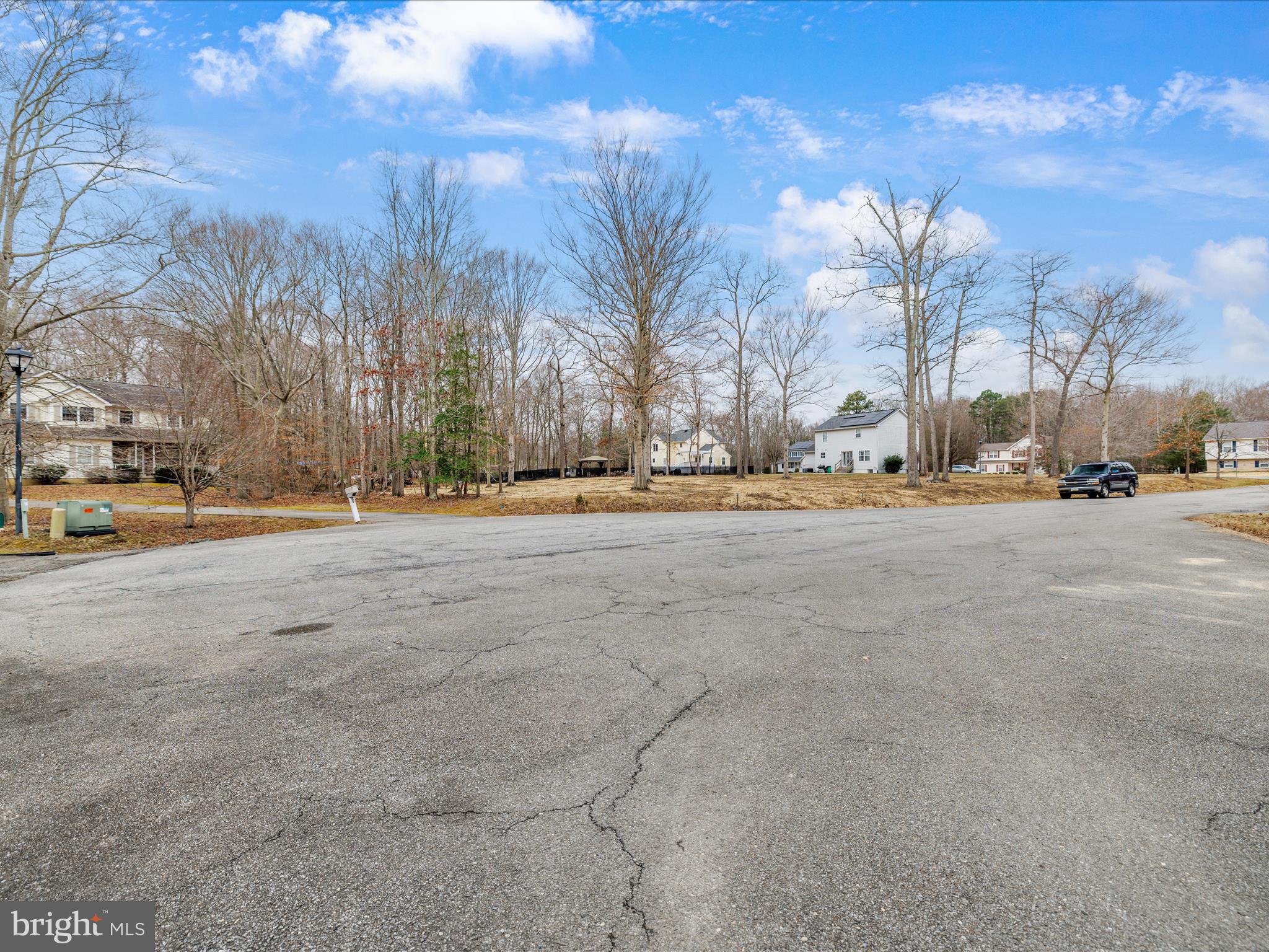 WOODHAVEN ESTATES - Residential