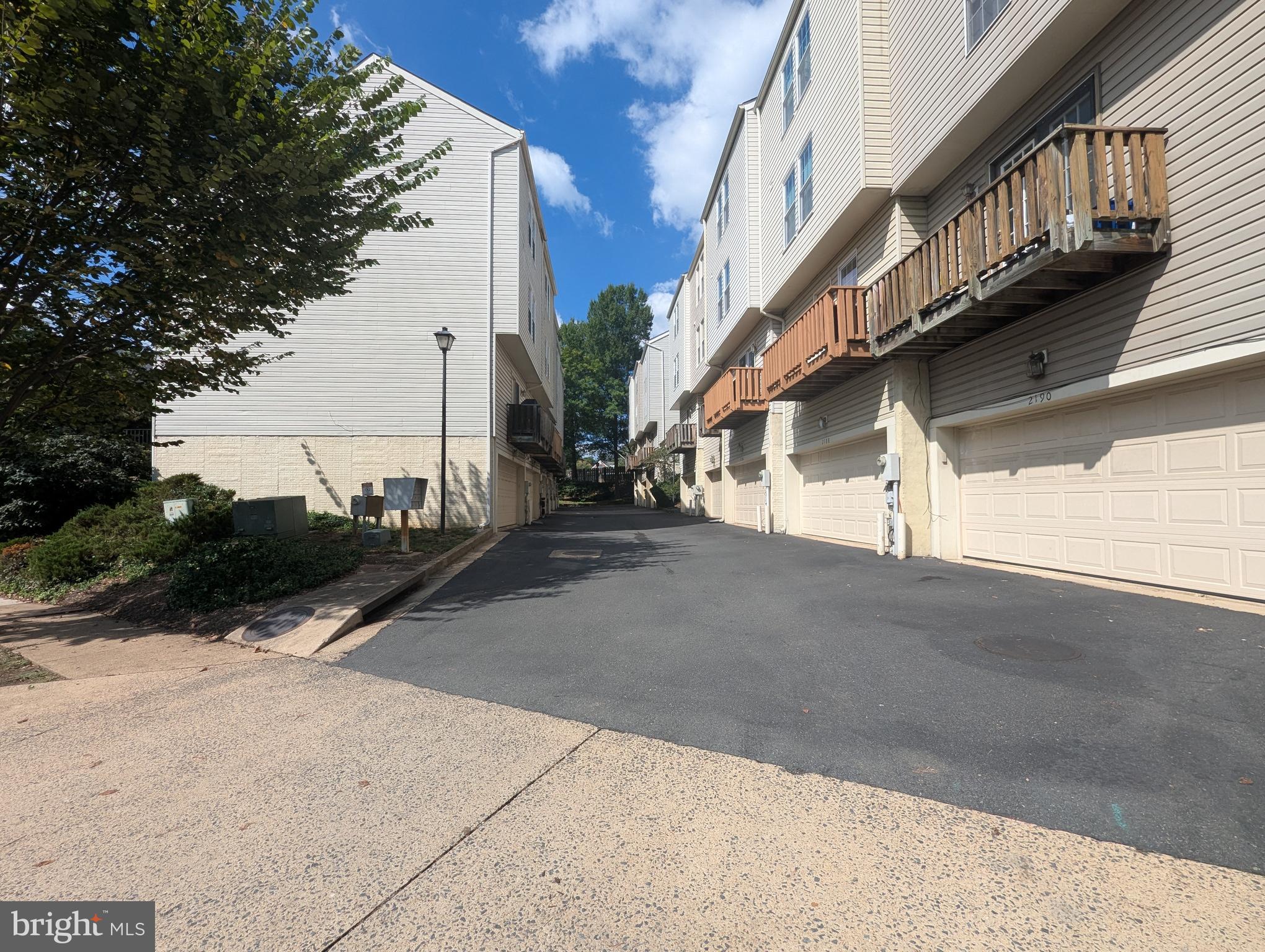 ARLINGTON - Residential Lease