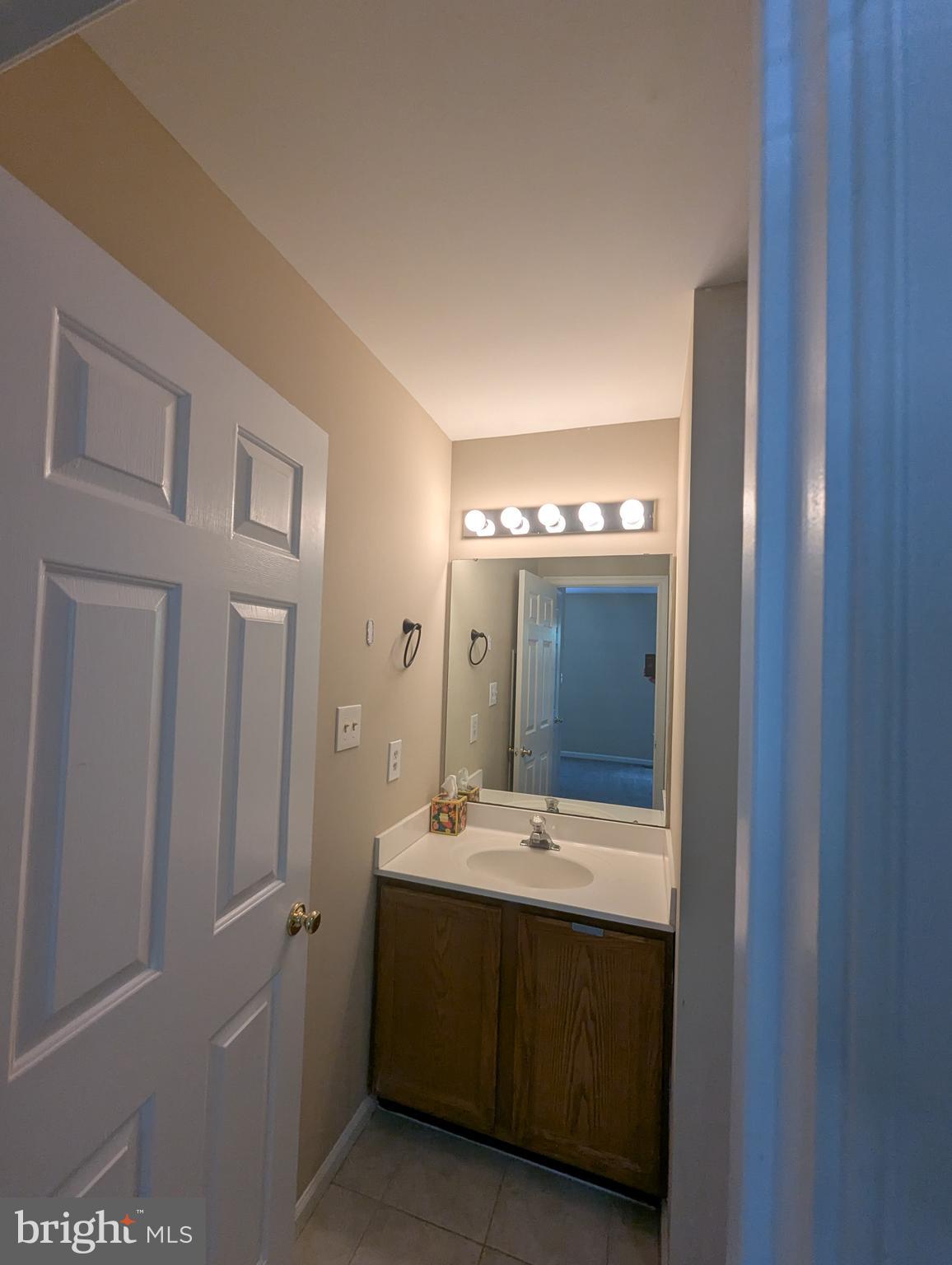 ARLINGTON - Residential Lease