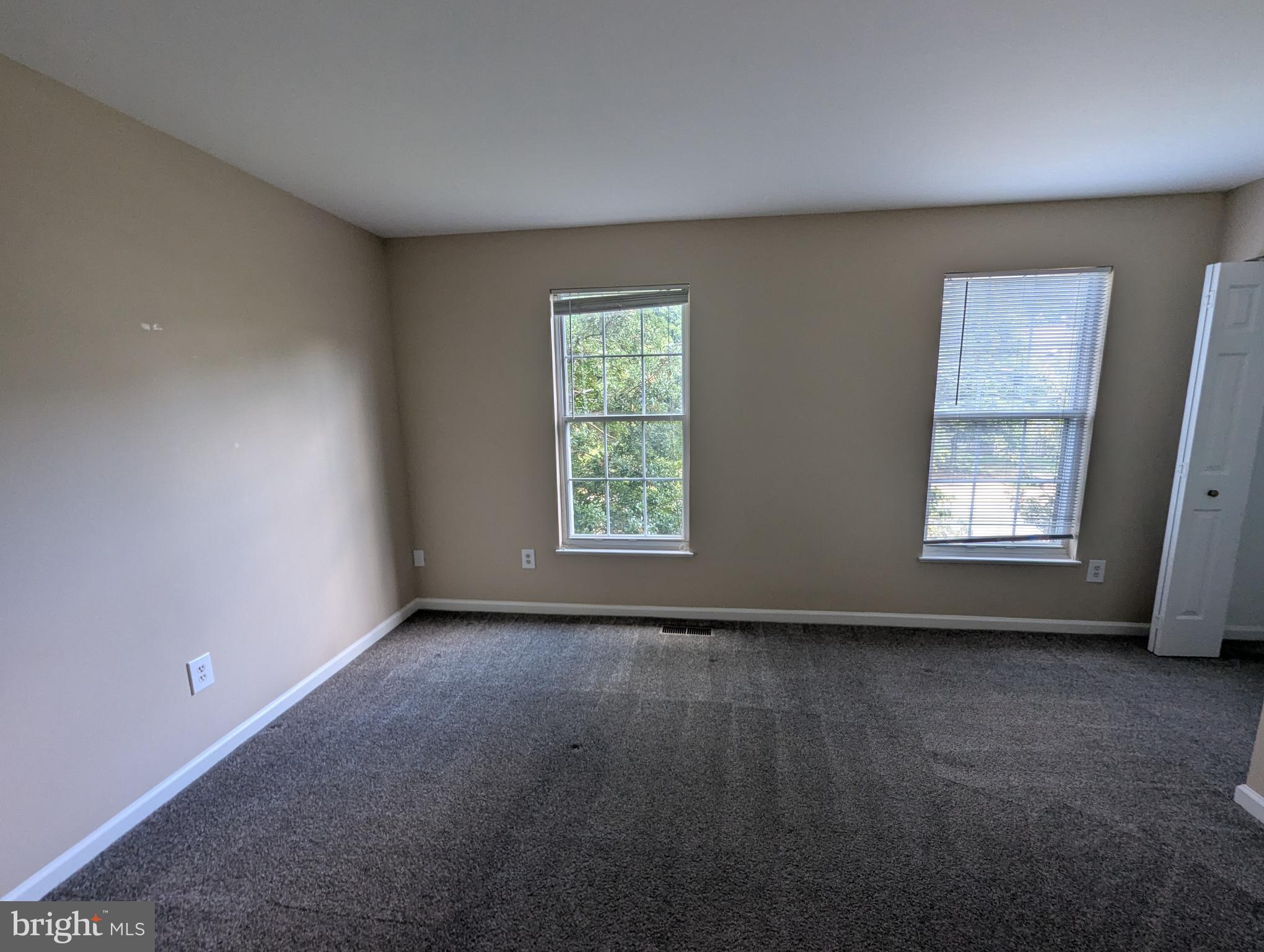 ARLINGTON - Residential Lease