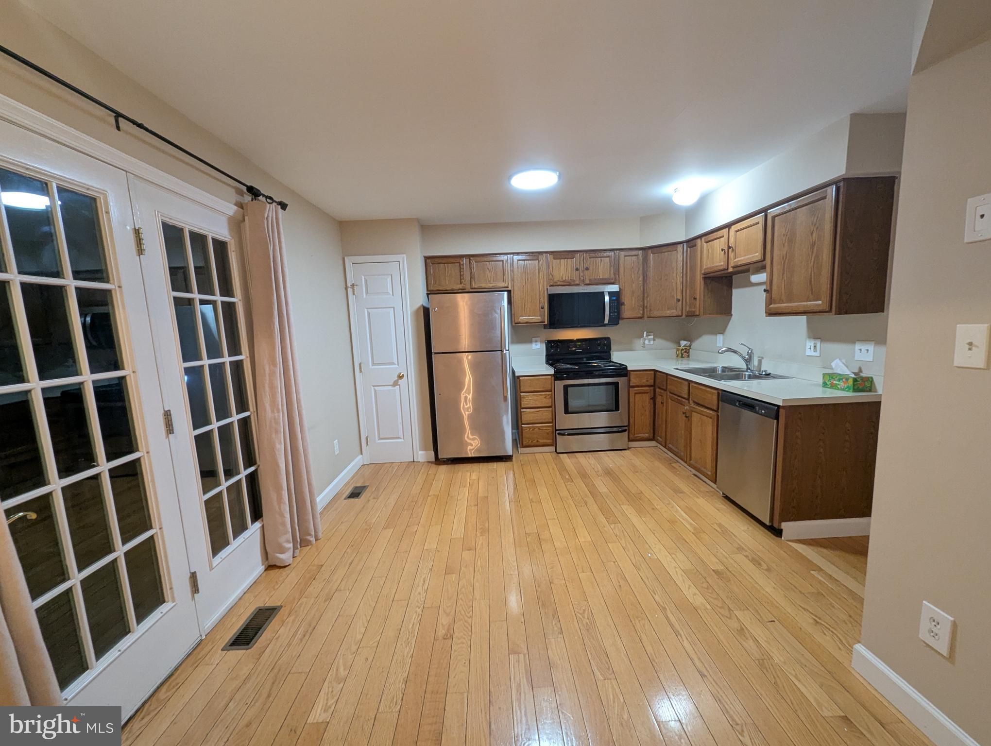 ARLINGTON - Residential Lease