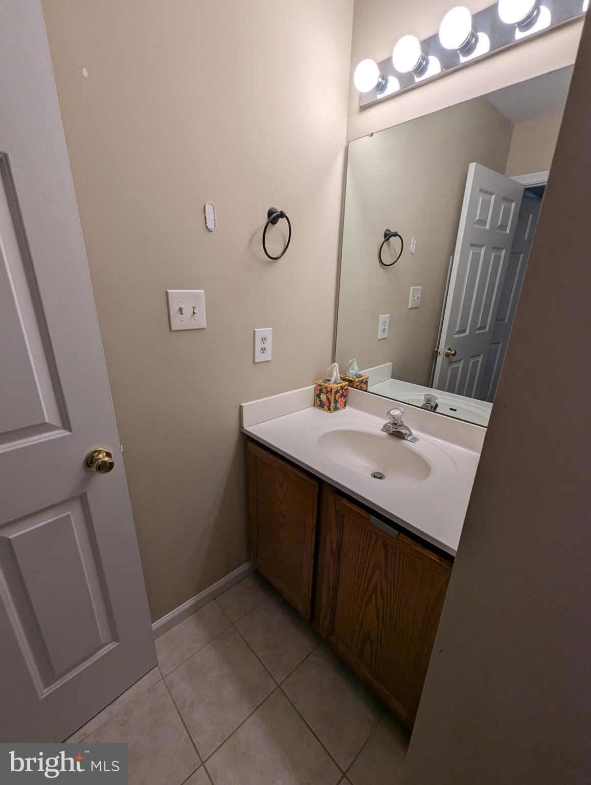 ARLINGTON - Residential Lease