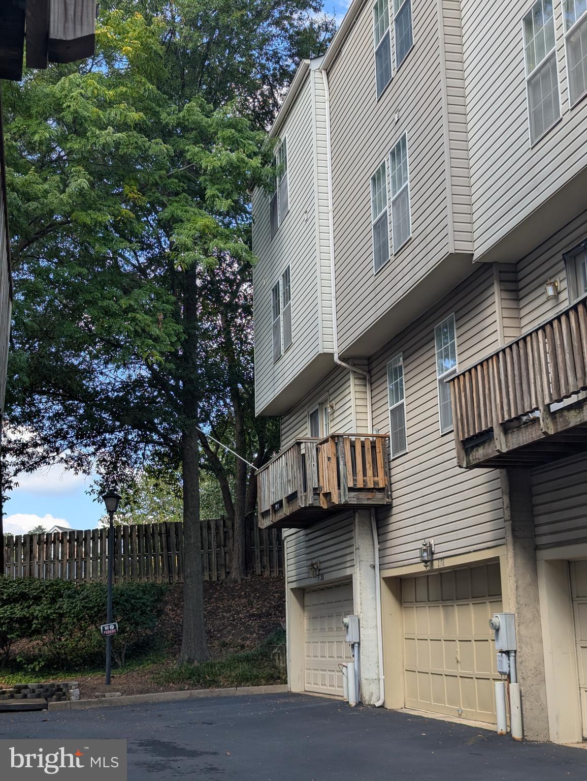 ARLINGTON - Residential Lease