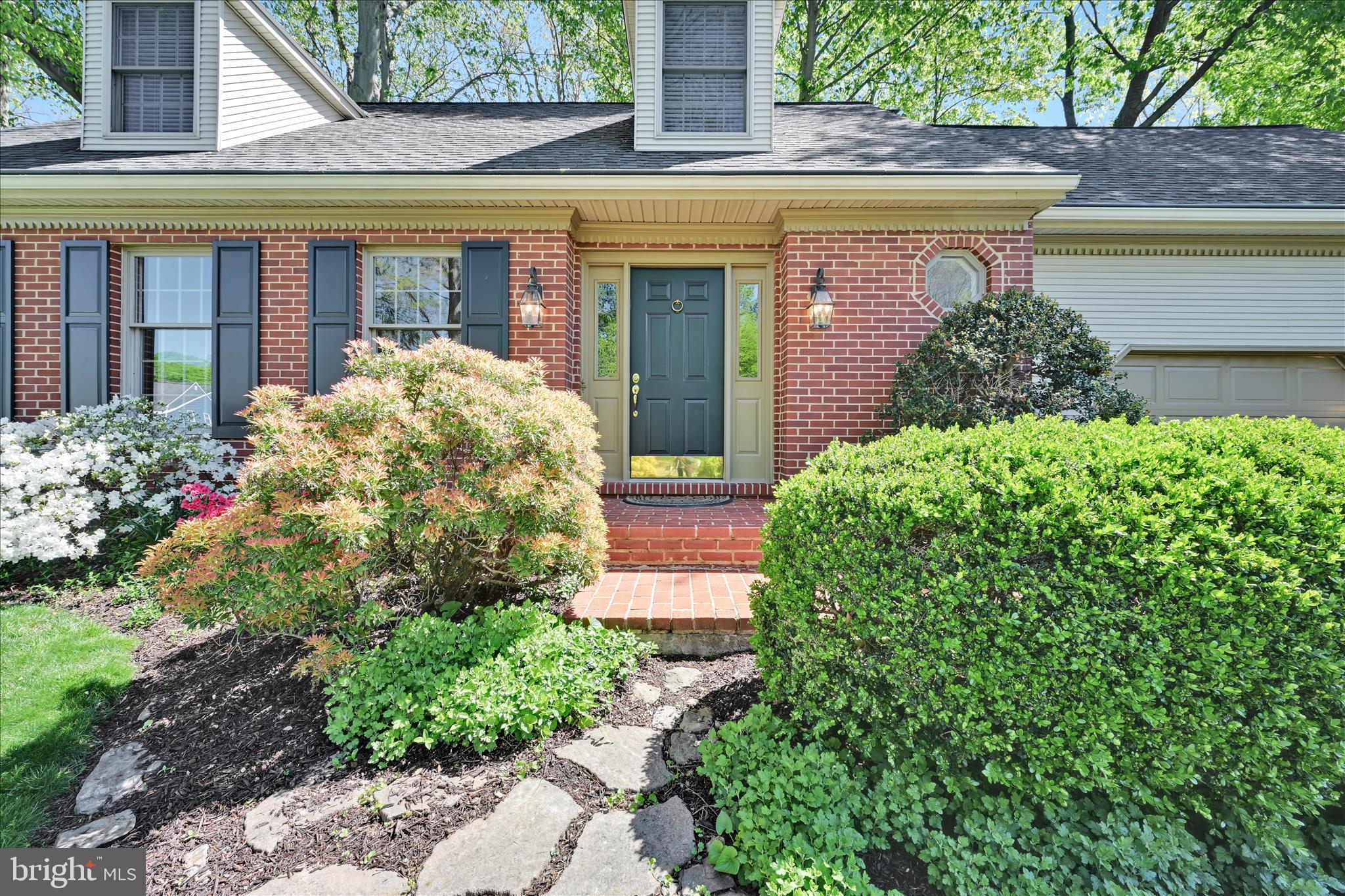 151 RIDINGS WAY