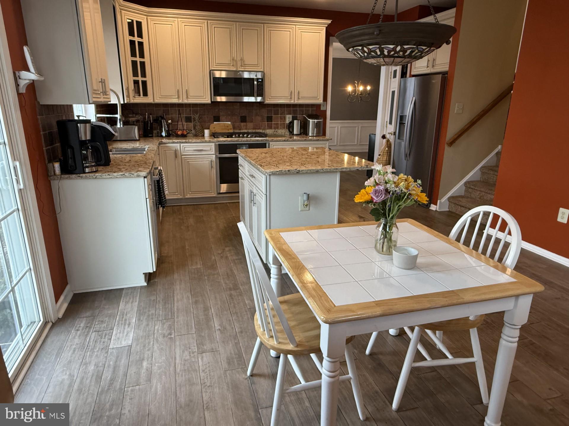 VALLEY HIGH ESTS - Residential