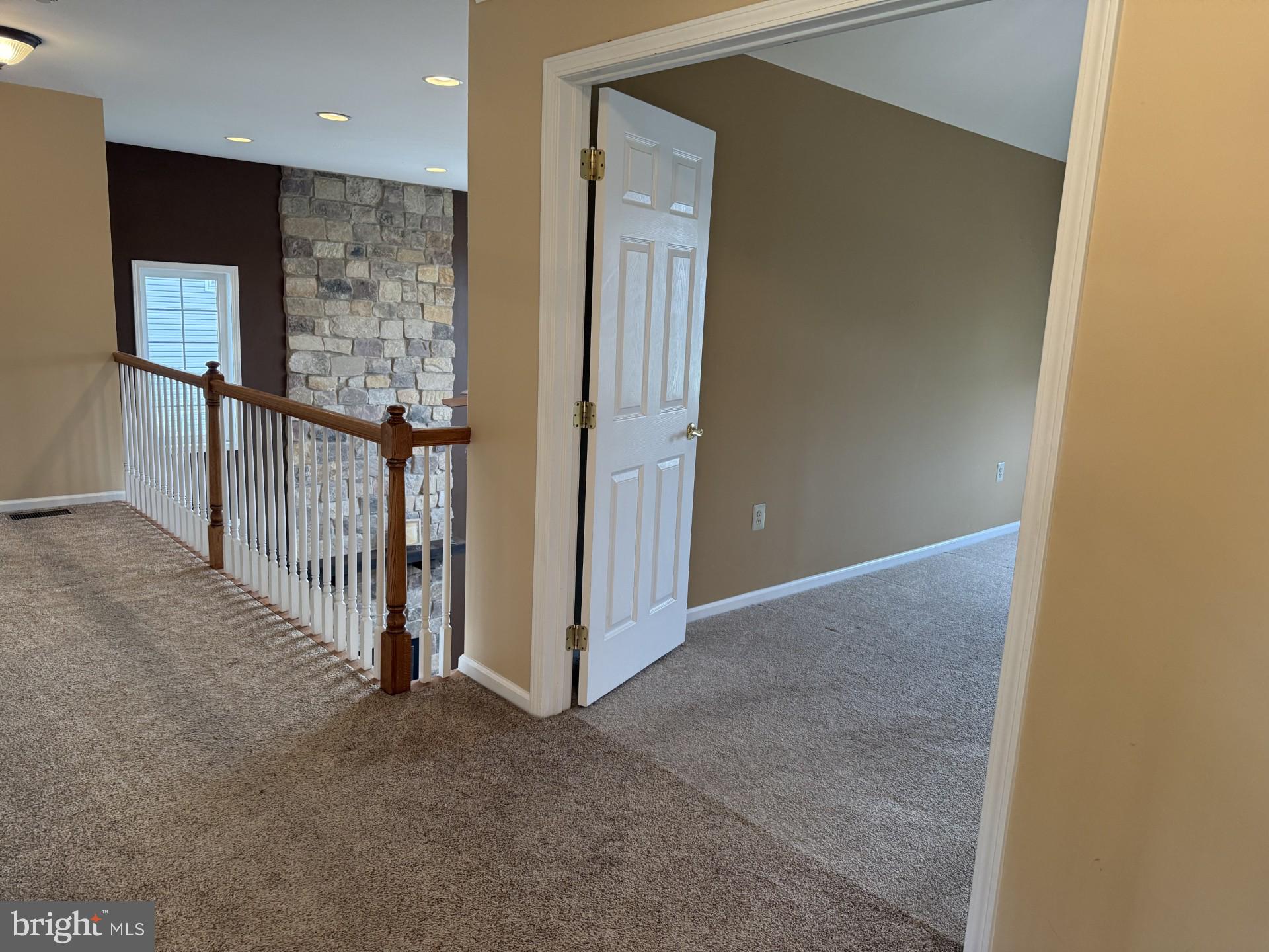 VALLEY HIGH ESTS - Residential