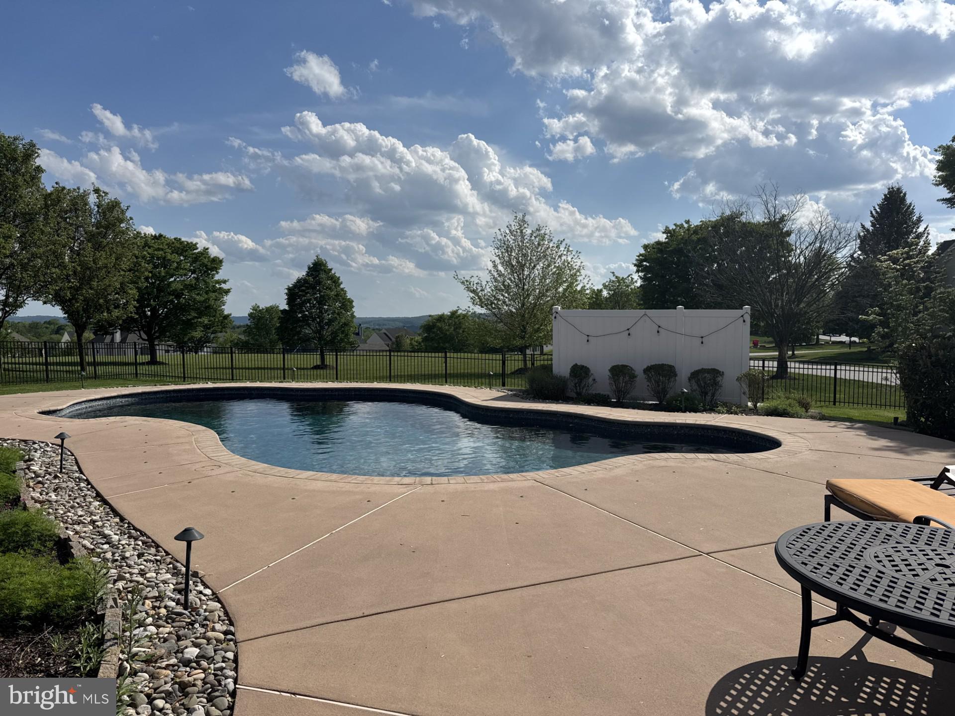 VALLEY HIGH ESTS - Residential