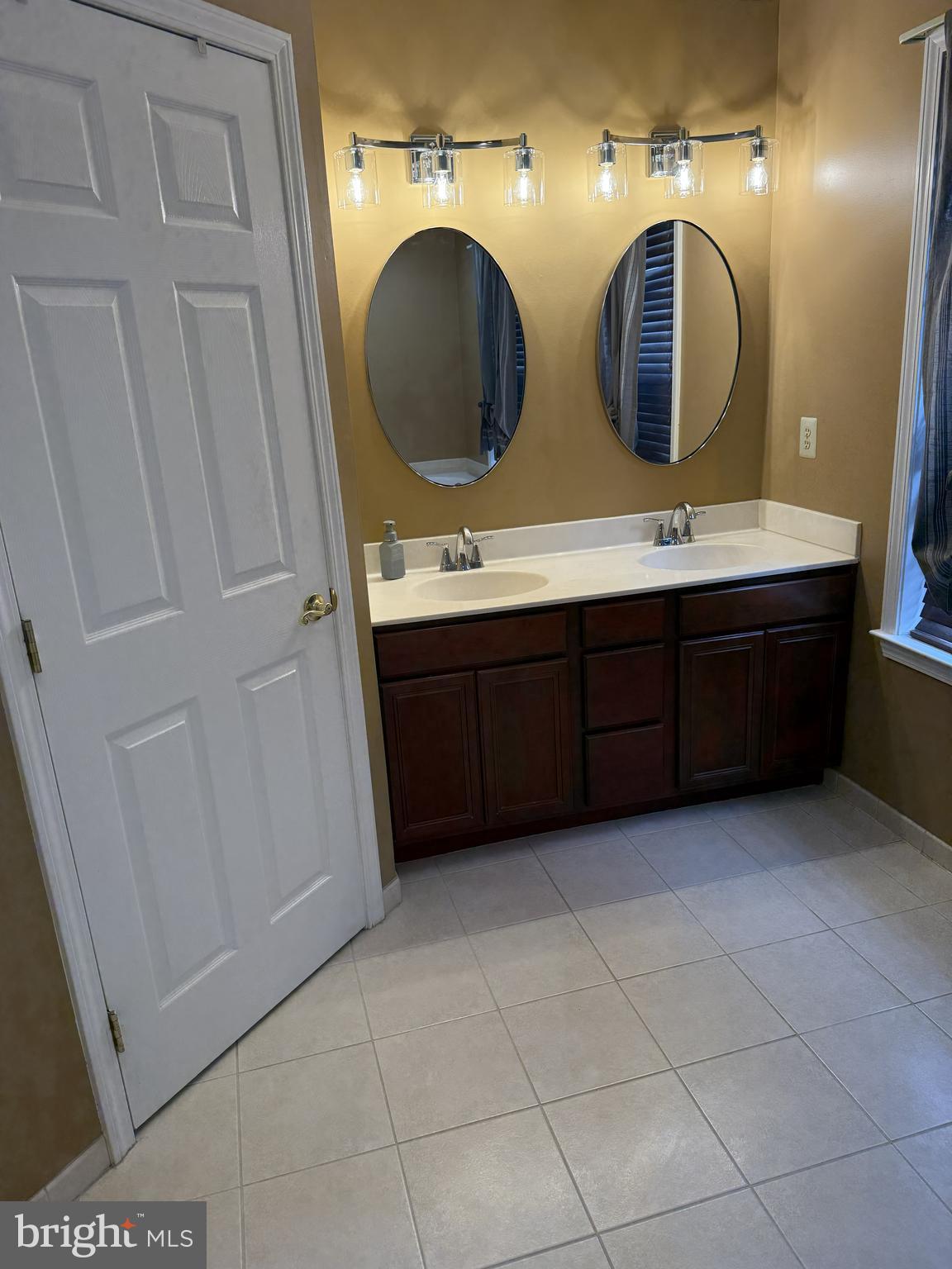 VALLEY HIGH ESTS - Residential